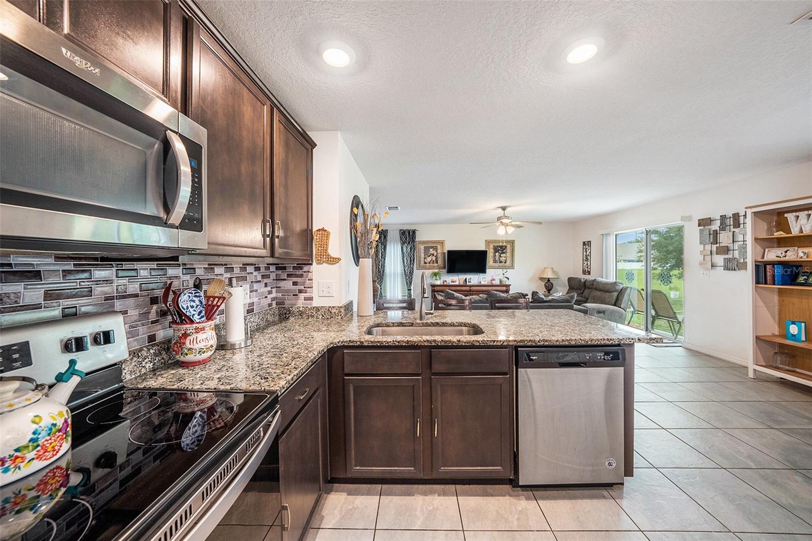 Image 15 of 29 For 9426 Southern Charm Circle