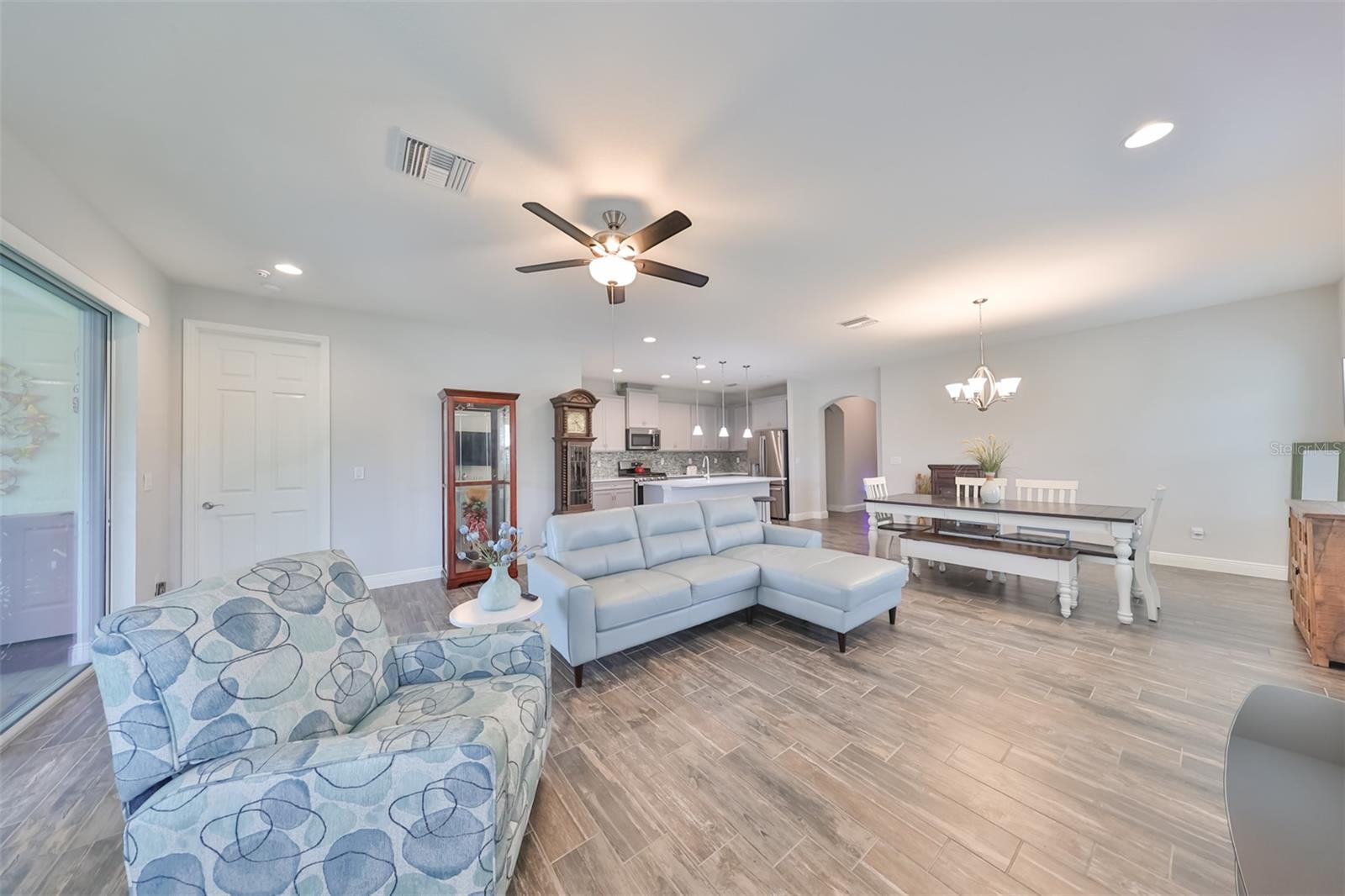 Image 14 of 71 For 7411 Windport Lane