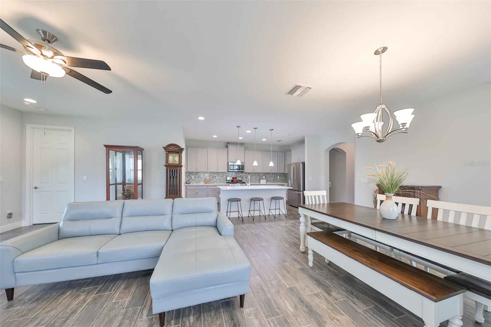 Image 15 of 71 For 7411 Windport Lane