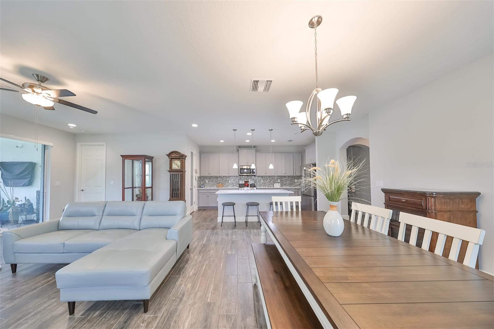 Image 16 of 71 For 7411 Windport Lane