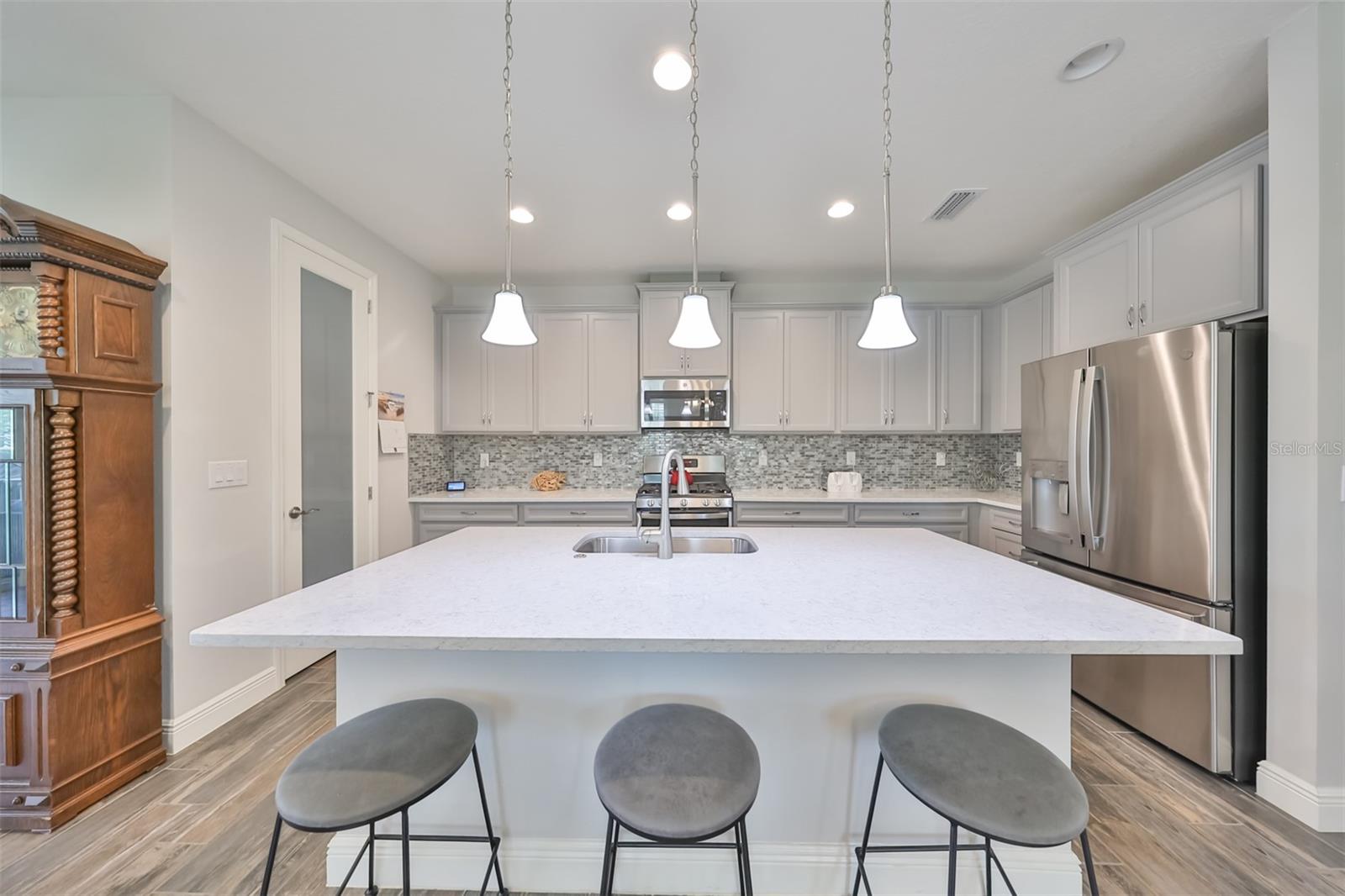 Image 17 of 71 For 7411 Windport Lane