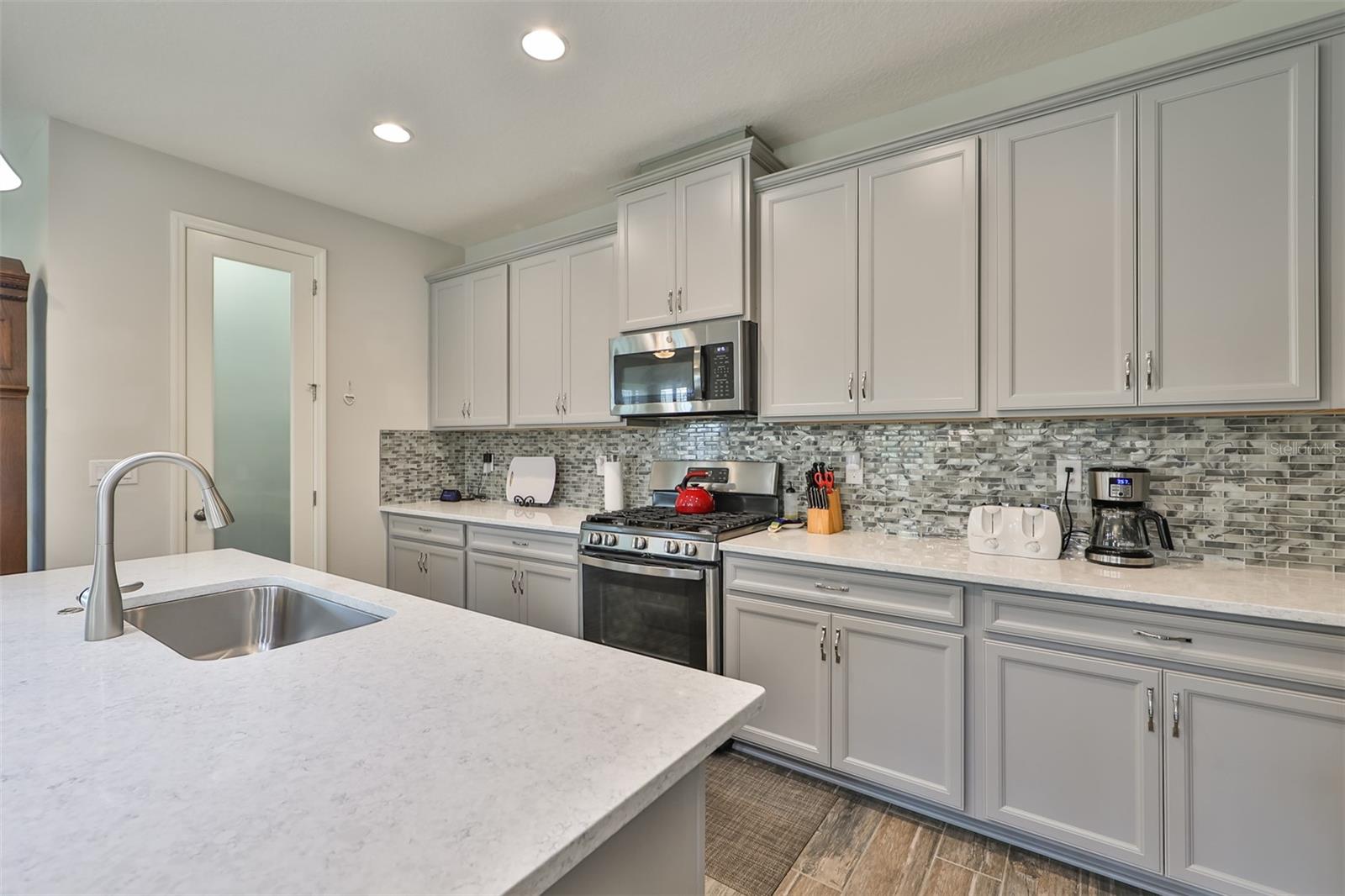 Image 19 of 71 For 7411 Windport Lane