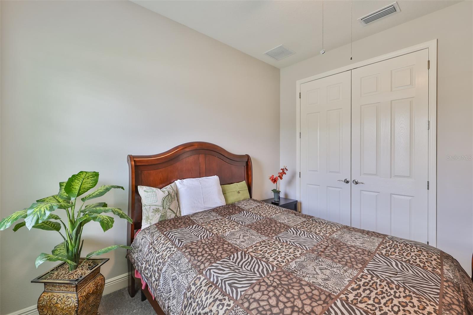 Image 33 of 71 For 7411 Windport Lane