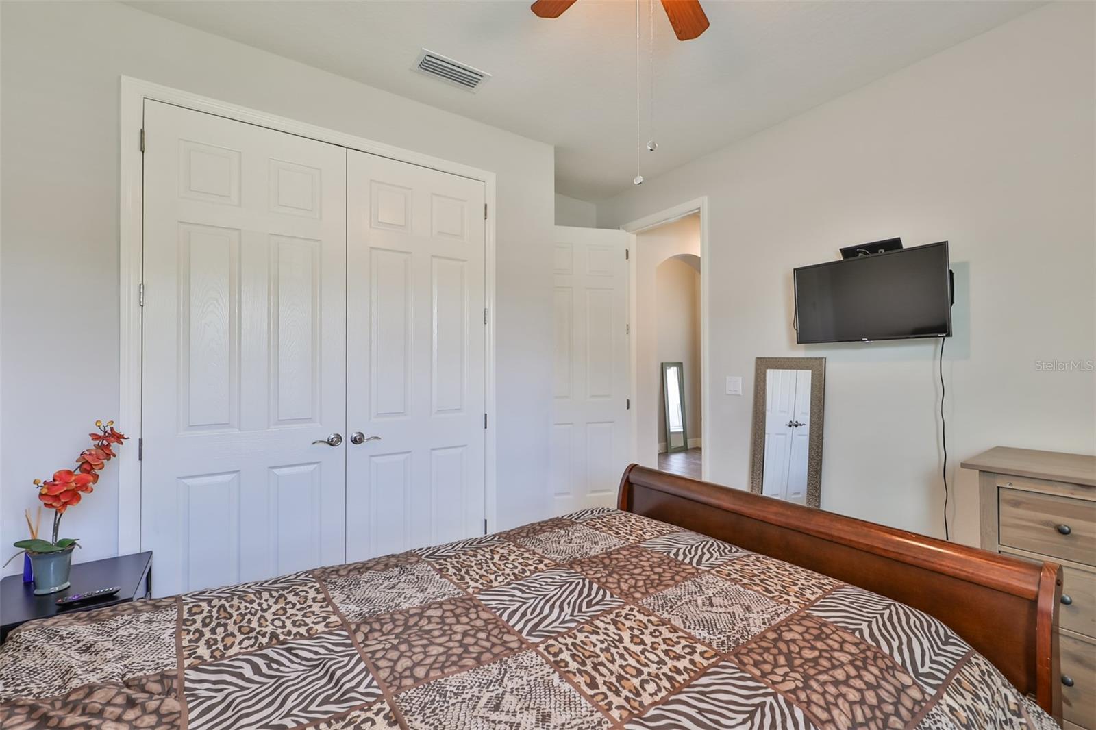 Image 34 of 71 For 7411 Windport Lane
