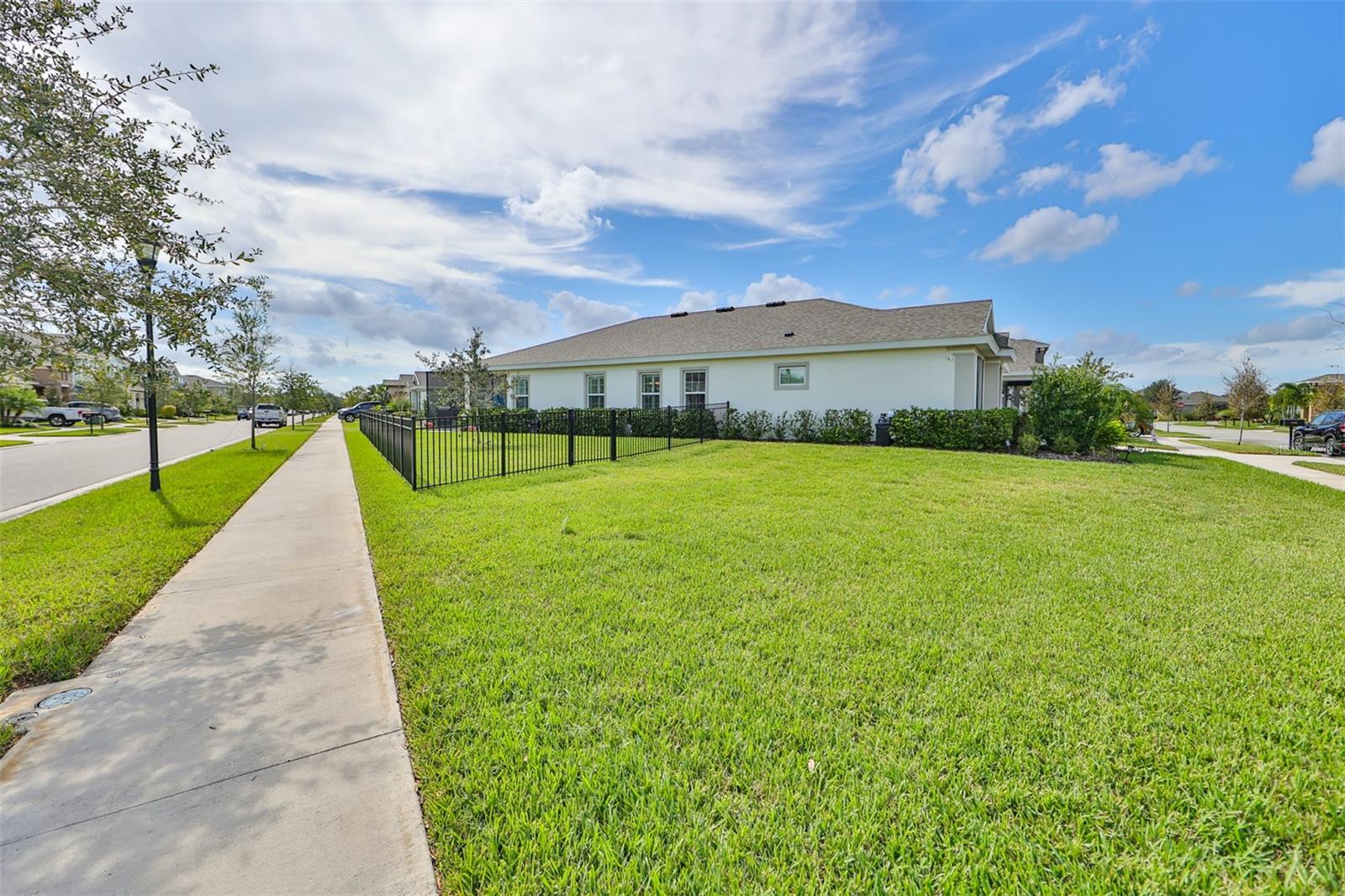Image 4 of 71 For 7411 Windport Lane
