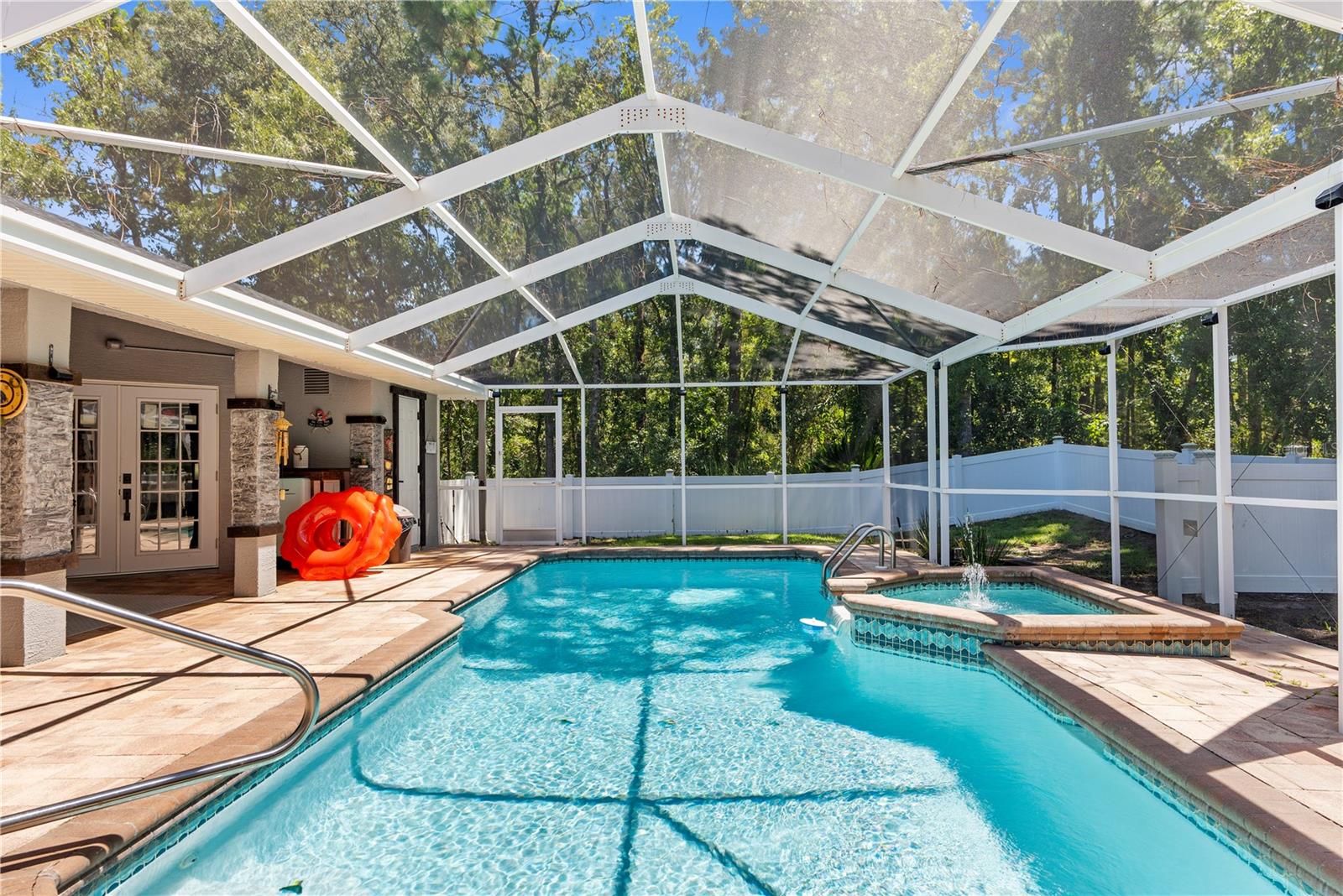 Listing photo id 44 for 9 Plumbago Court