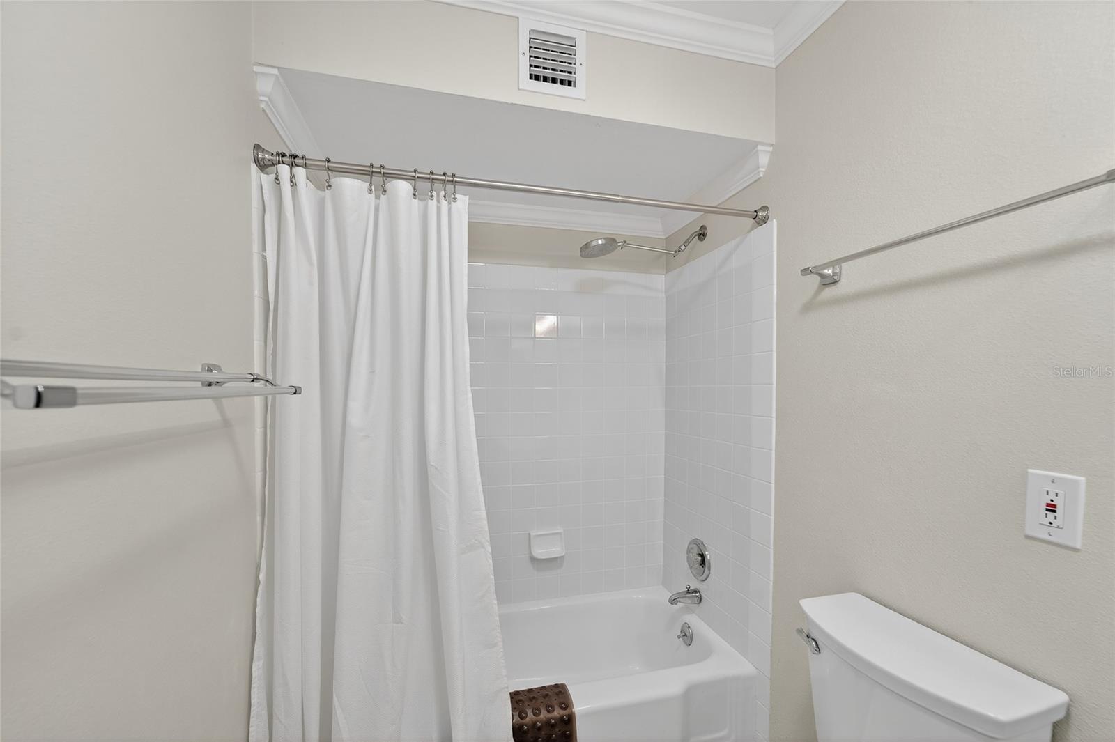 Image 38 of 68 For 1012 Augusta Drive