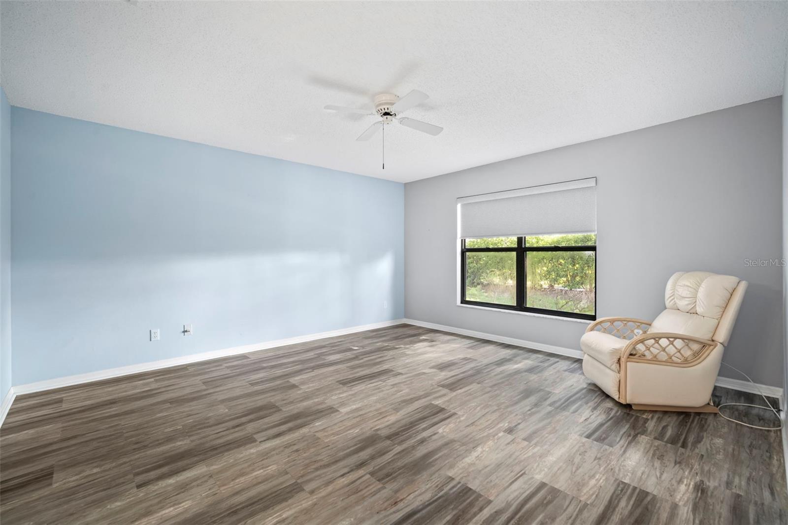 Image 10 of 41 For 1609 Laughton Place