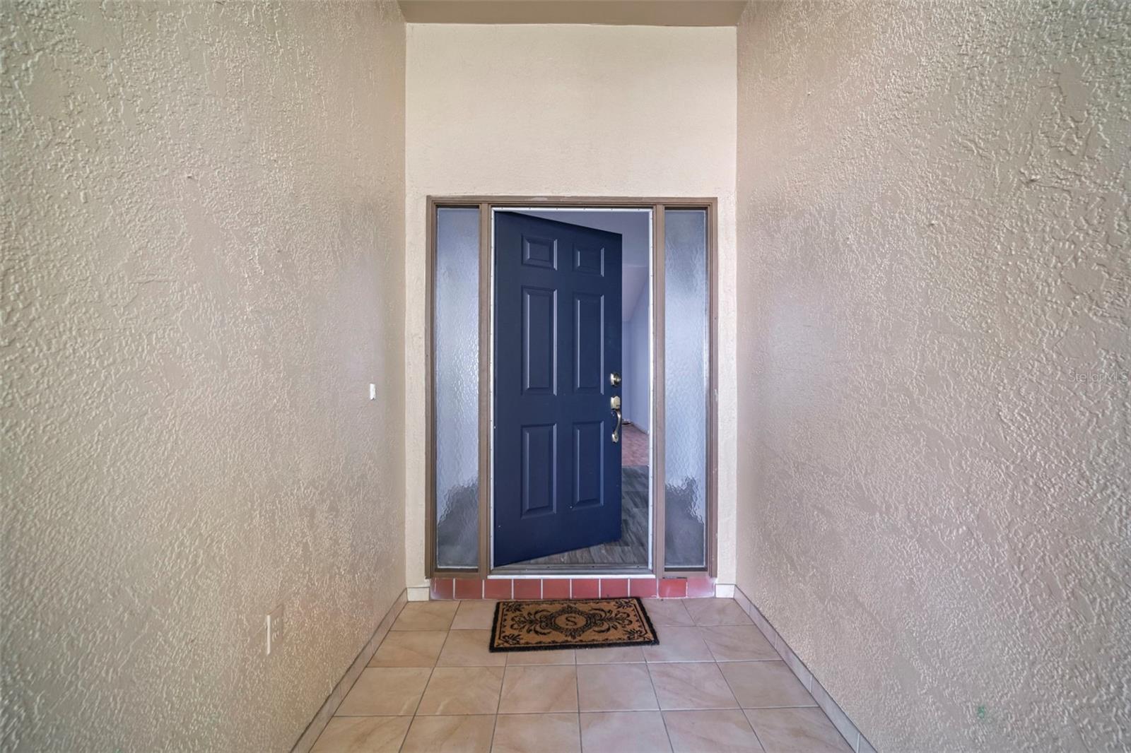 Image 5 of 41 For 1609 Laughton Place