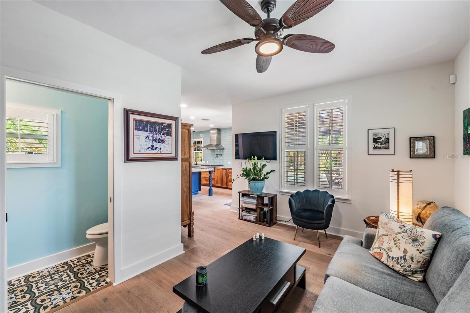 Image 21 of 66 For 125 13th Avenue N