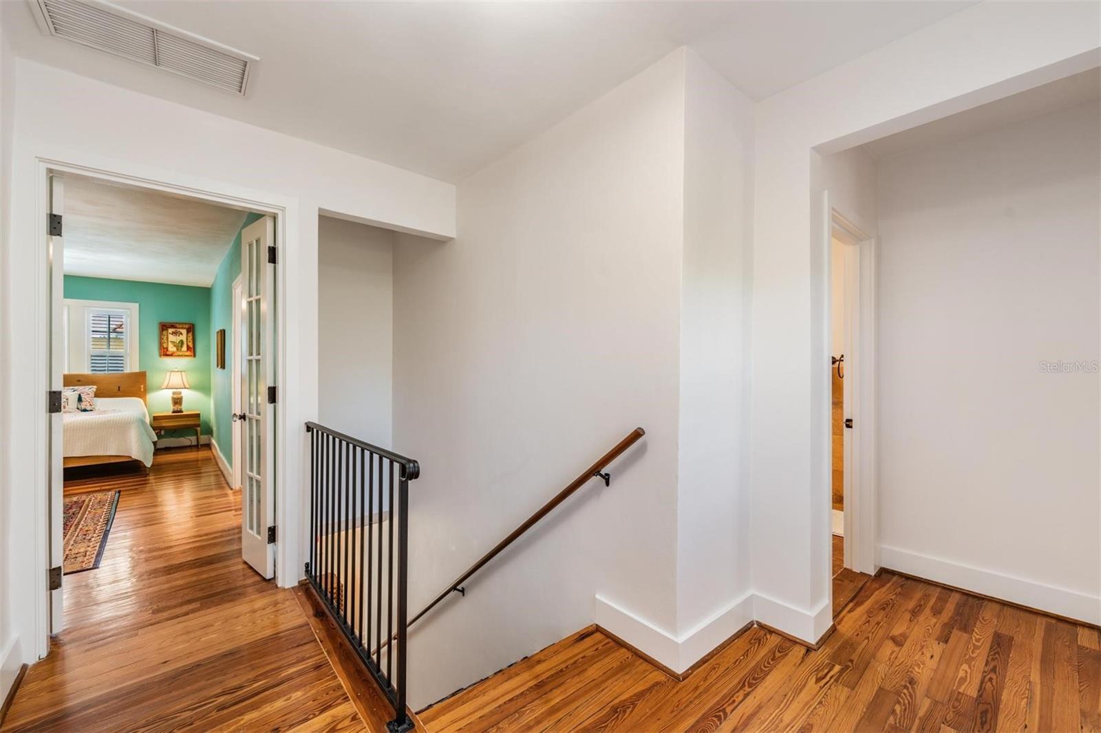 Image 23 of 66 For 125 13th Avenue N