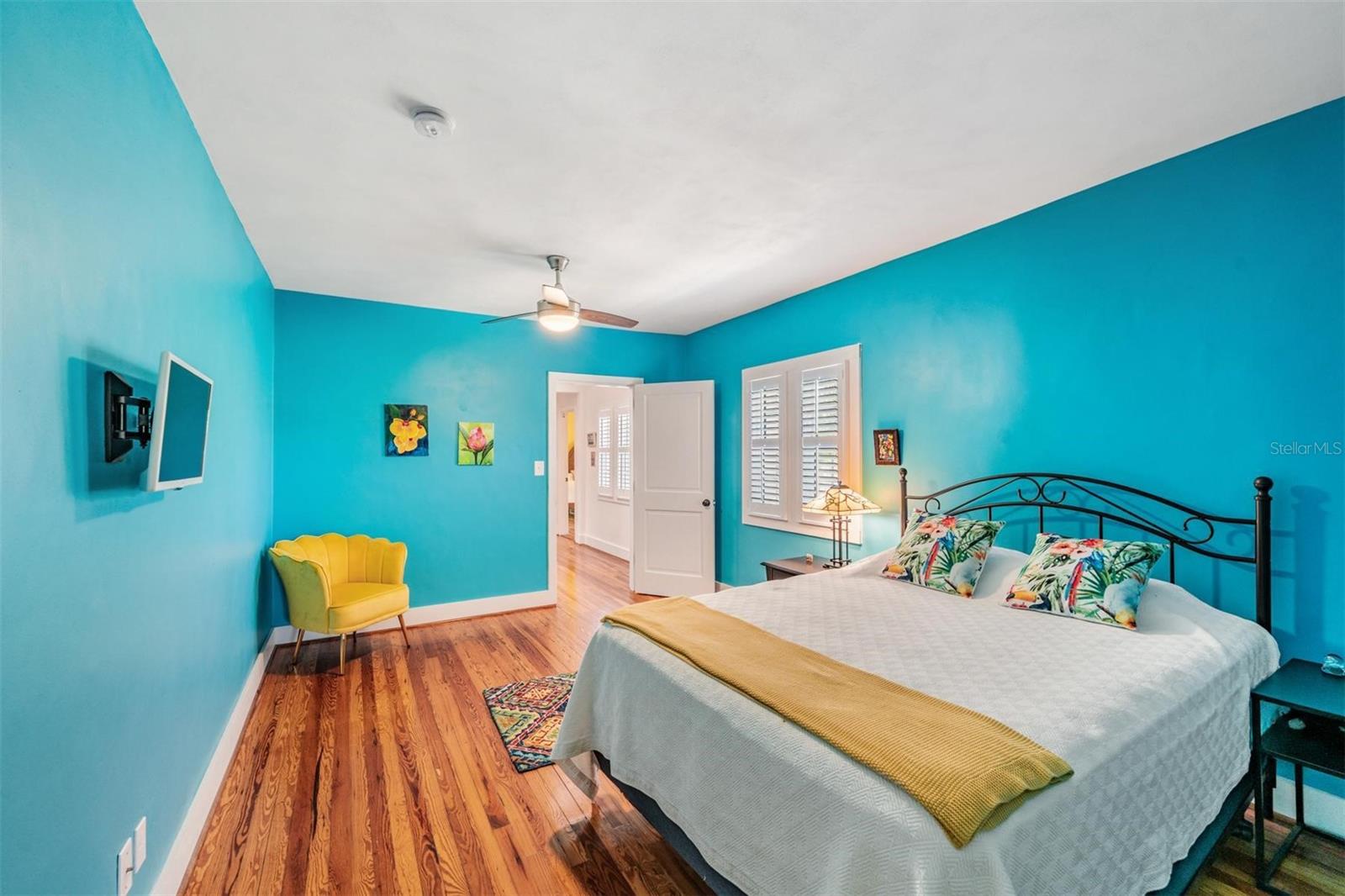 Image 30 of 66 For 125 13th Avenue N