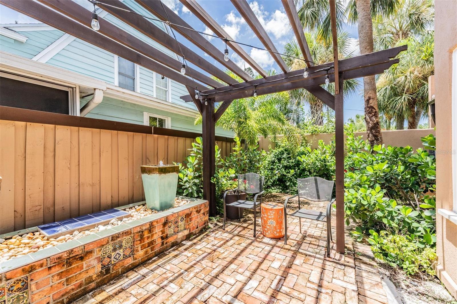 Image 40 of 66 For 125 13th Avenue N