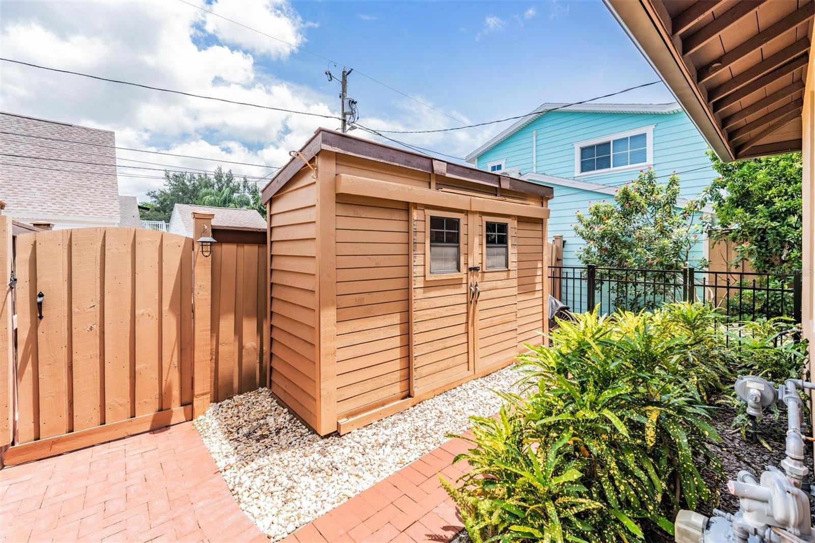 Image 42 of 66 For 125 13th Avenue N