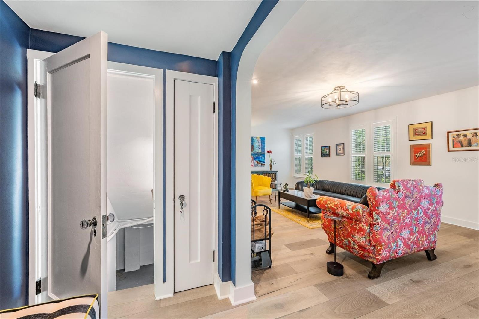 Image 7 of 66 For 125 13th Avenue N