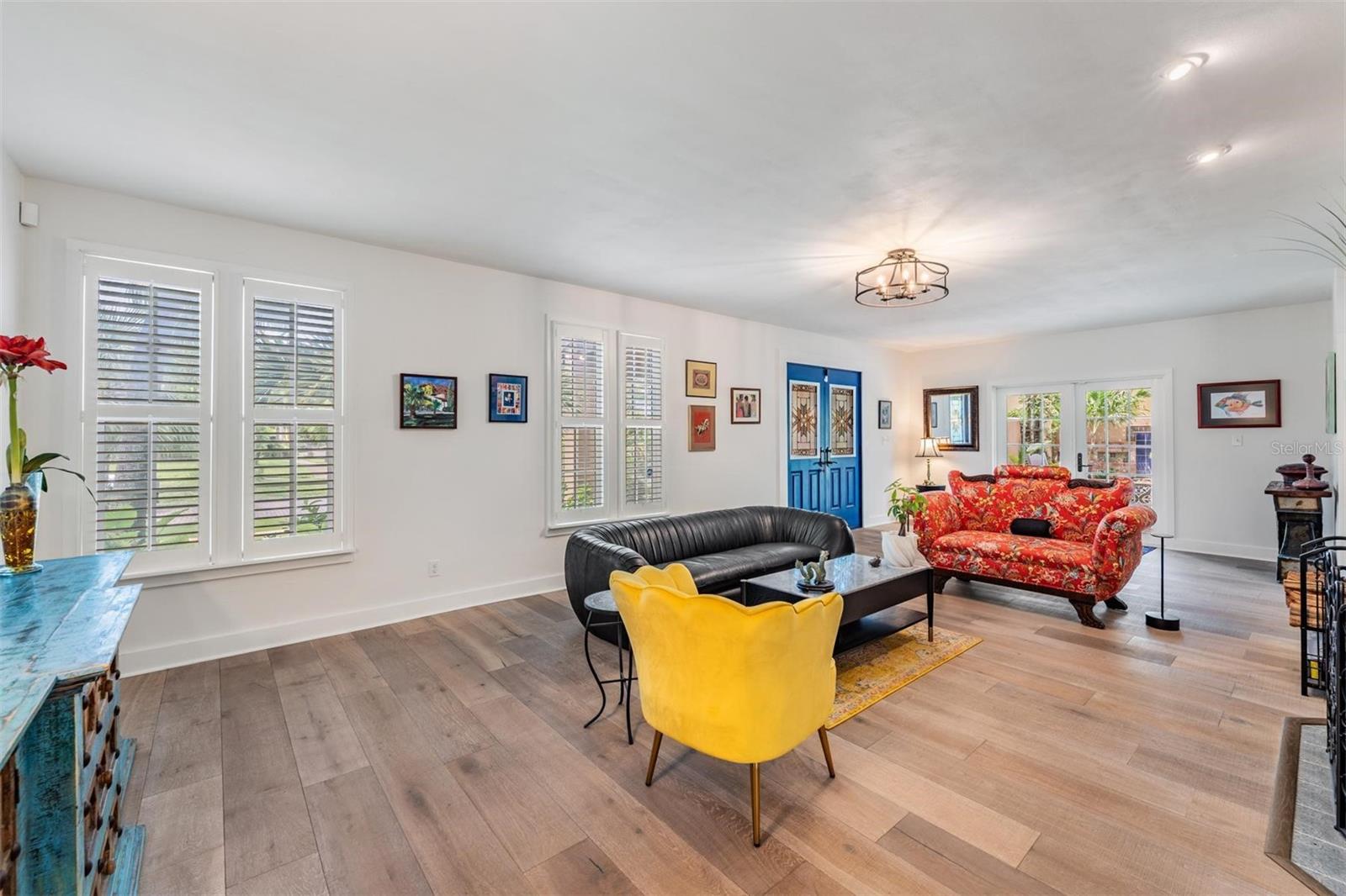 Image 8 of 66 For 125 13th Avenue N