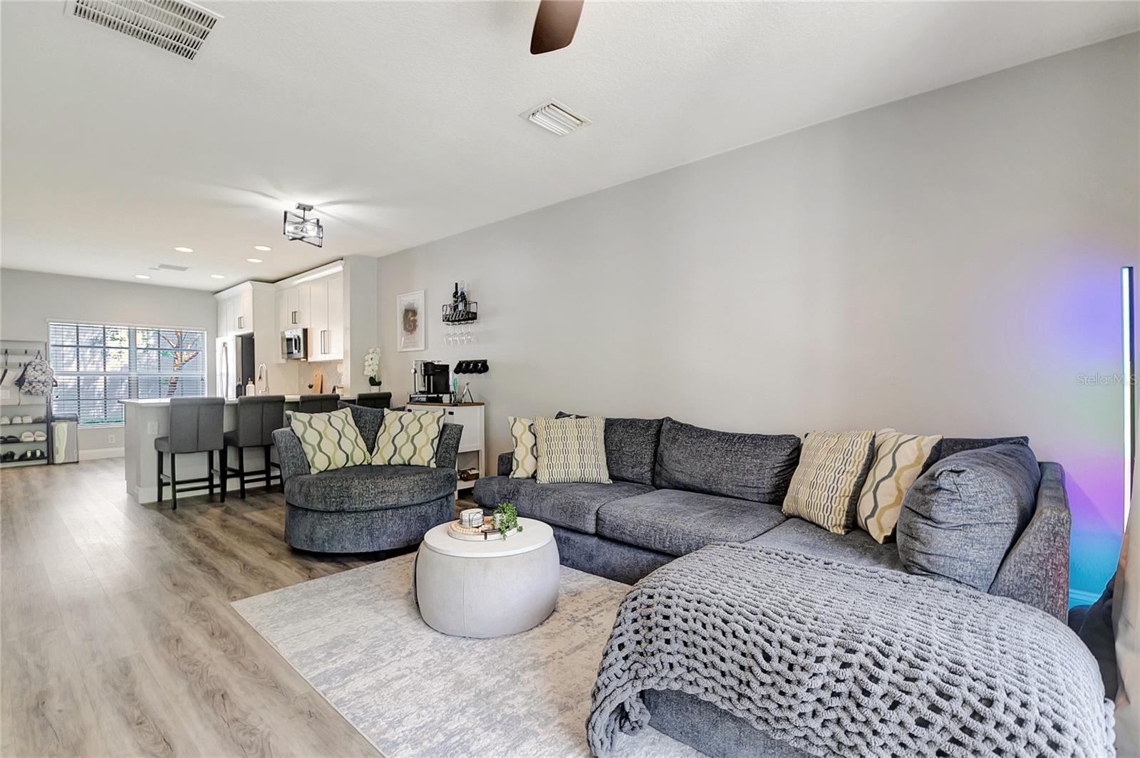 Image 20 of 67 For 10455 Westpark Preserve Boulevard