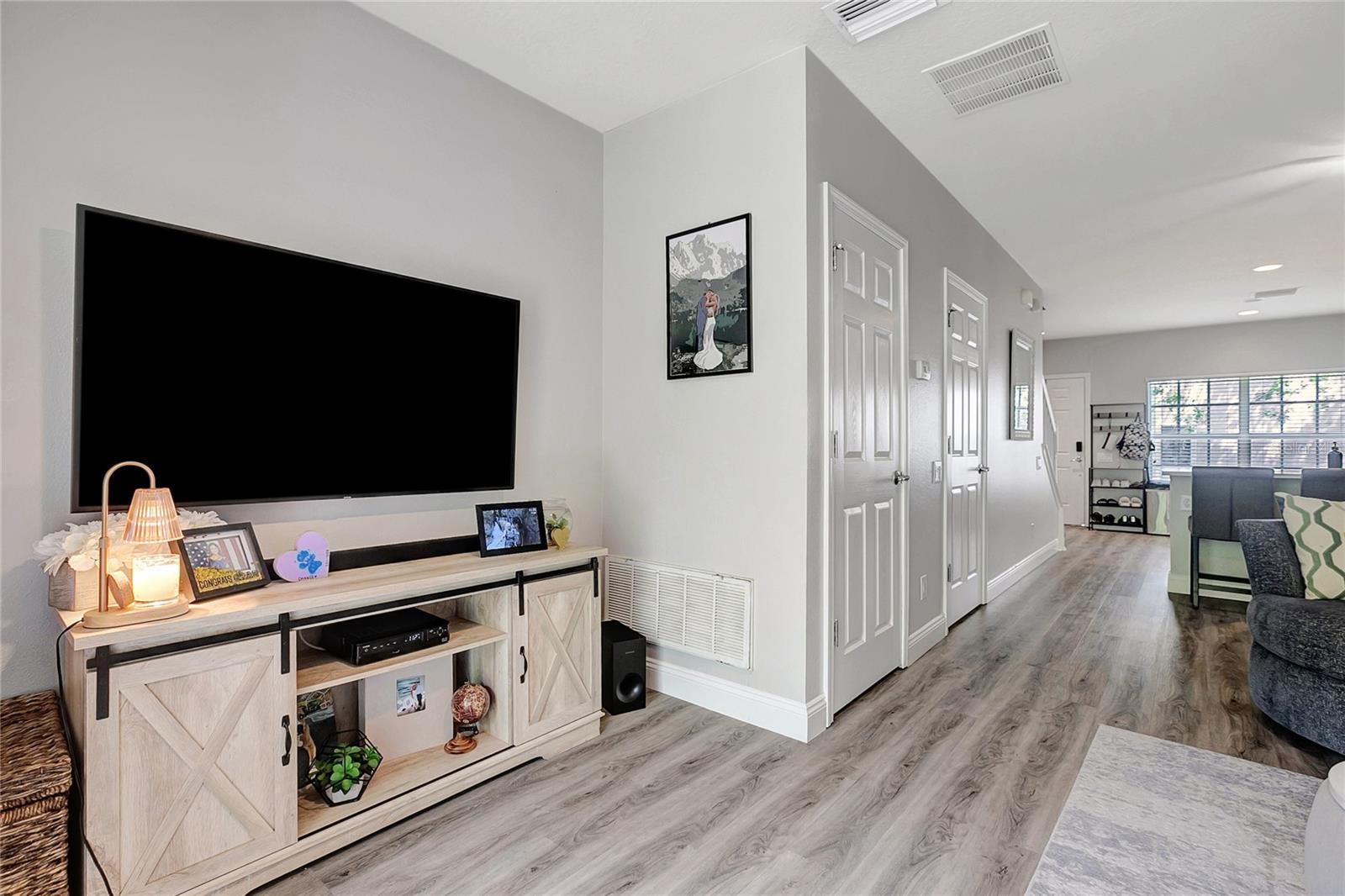 Image 21 of 67 For 10455 Westpark Preserve Boulevard