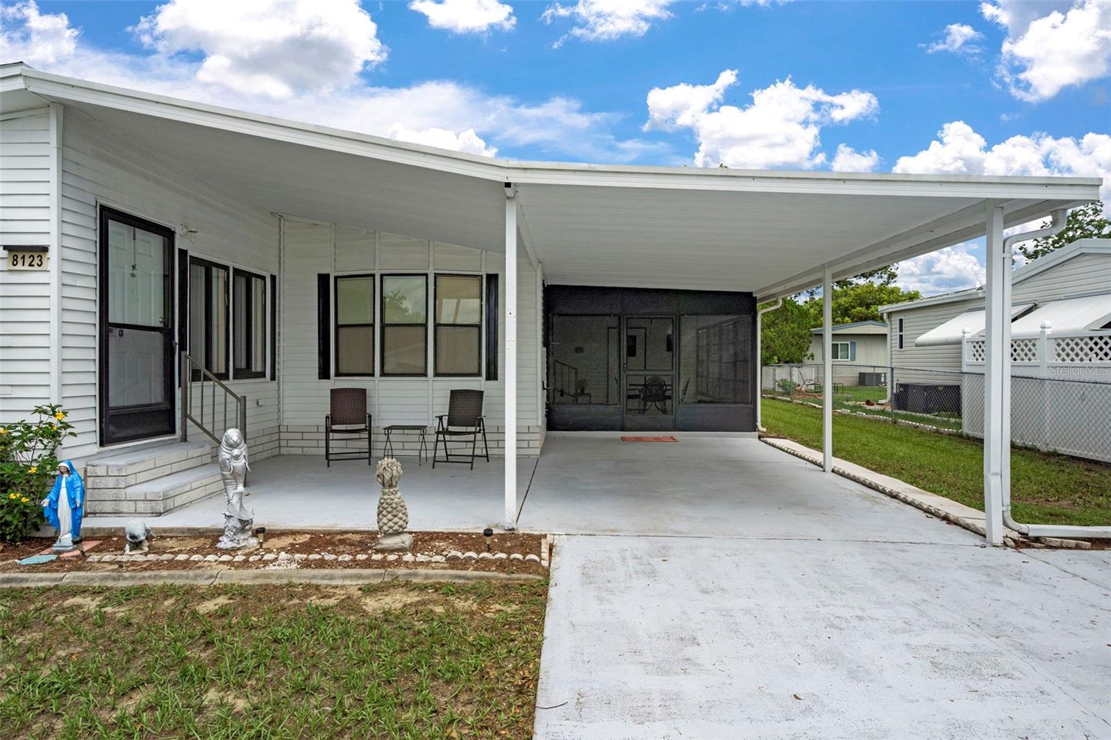 Listing photo id 0 for 8123 Dalavan Drive