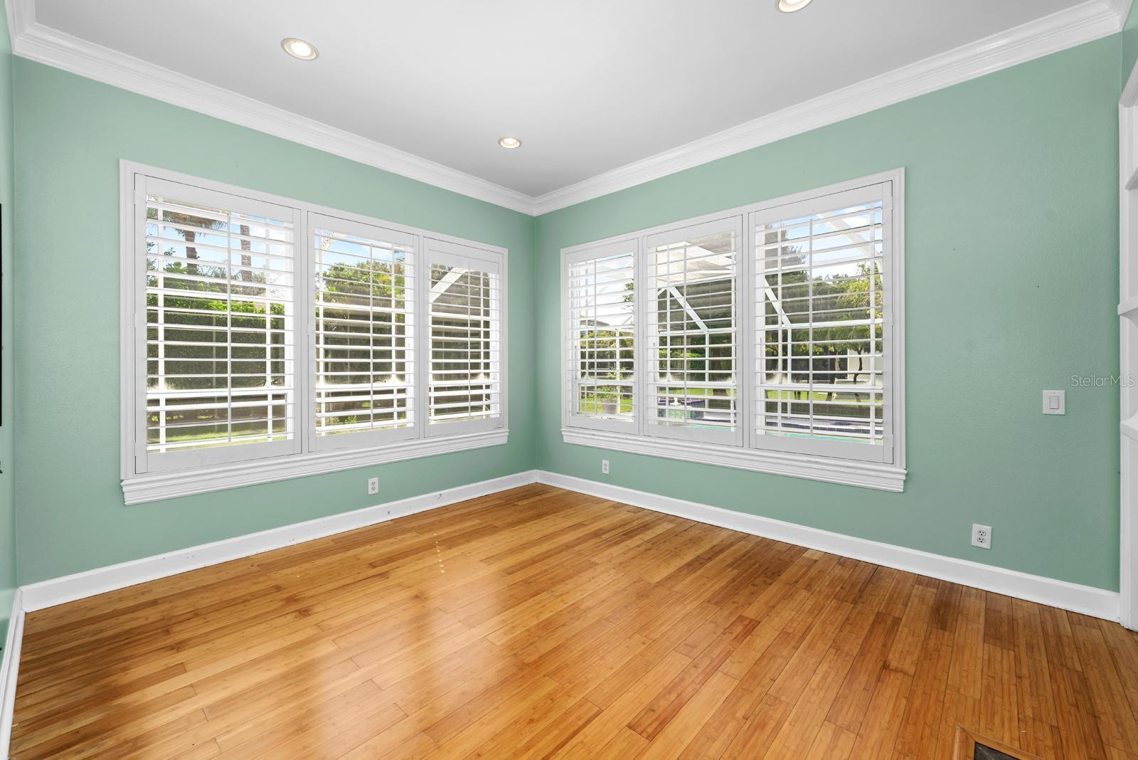 Image 14 of 53 For 4471 Rockwood Drive