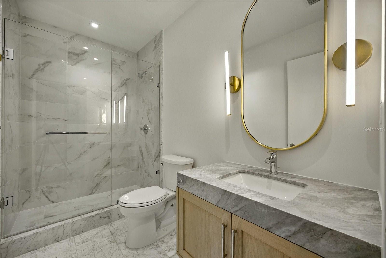 Image 30 of 85 For 2912 Santiago Street 1504