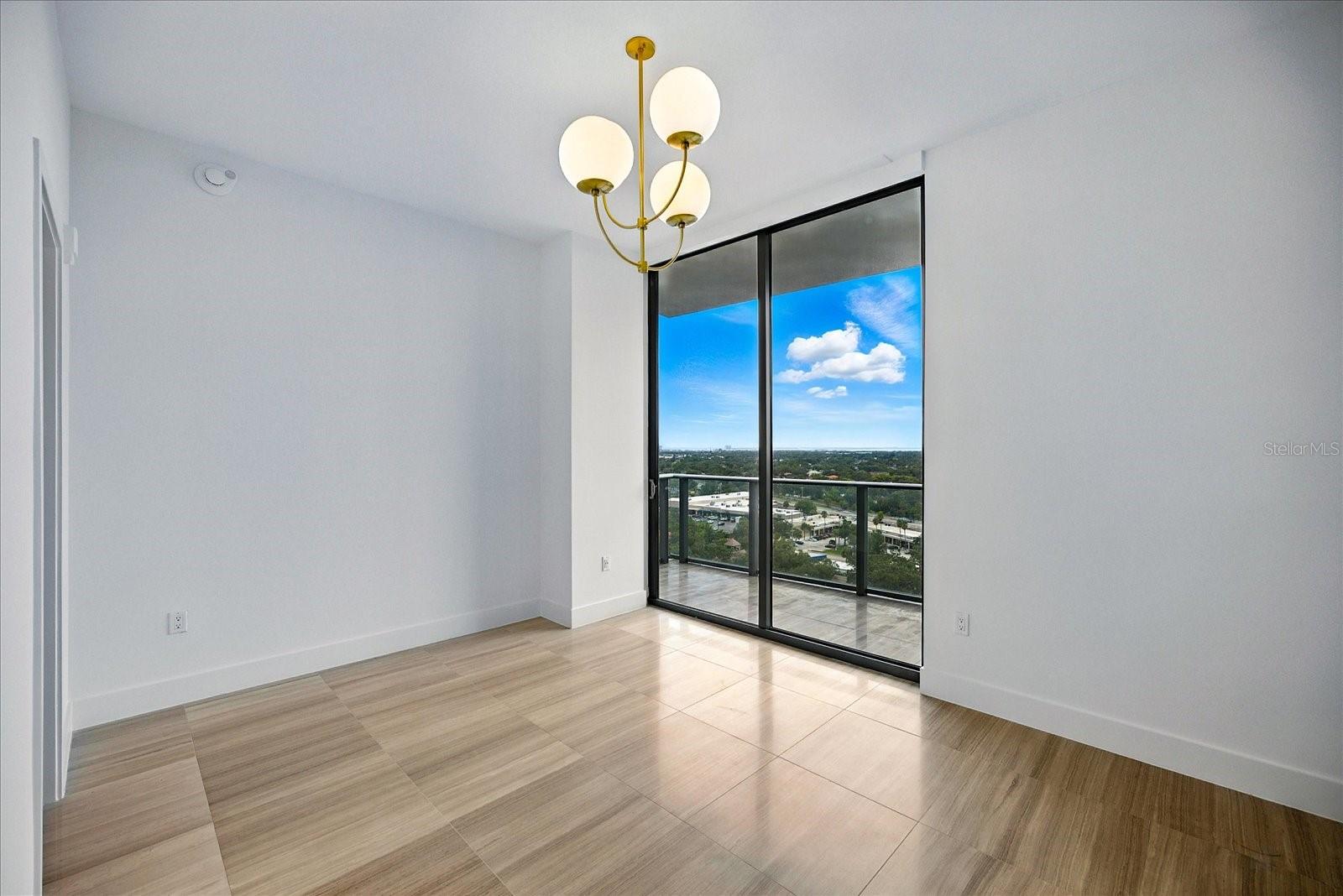 Image 32 of 85 For 2912 Santiago Street 1504