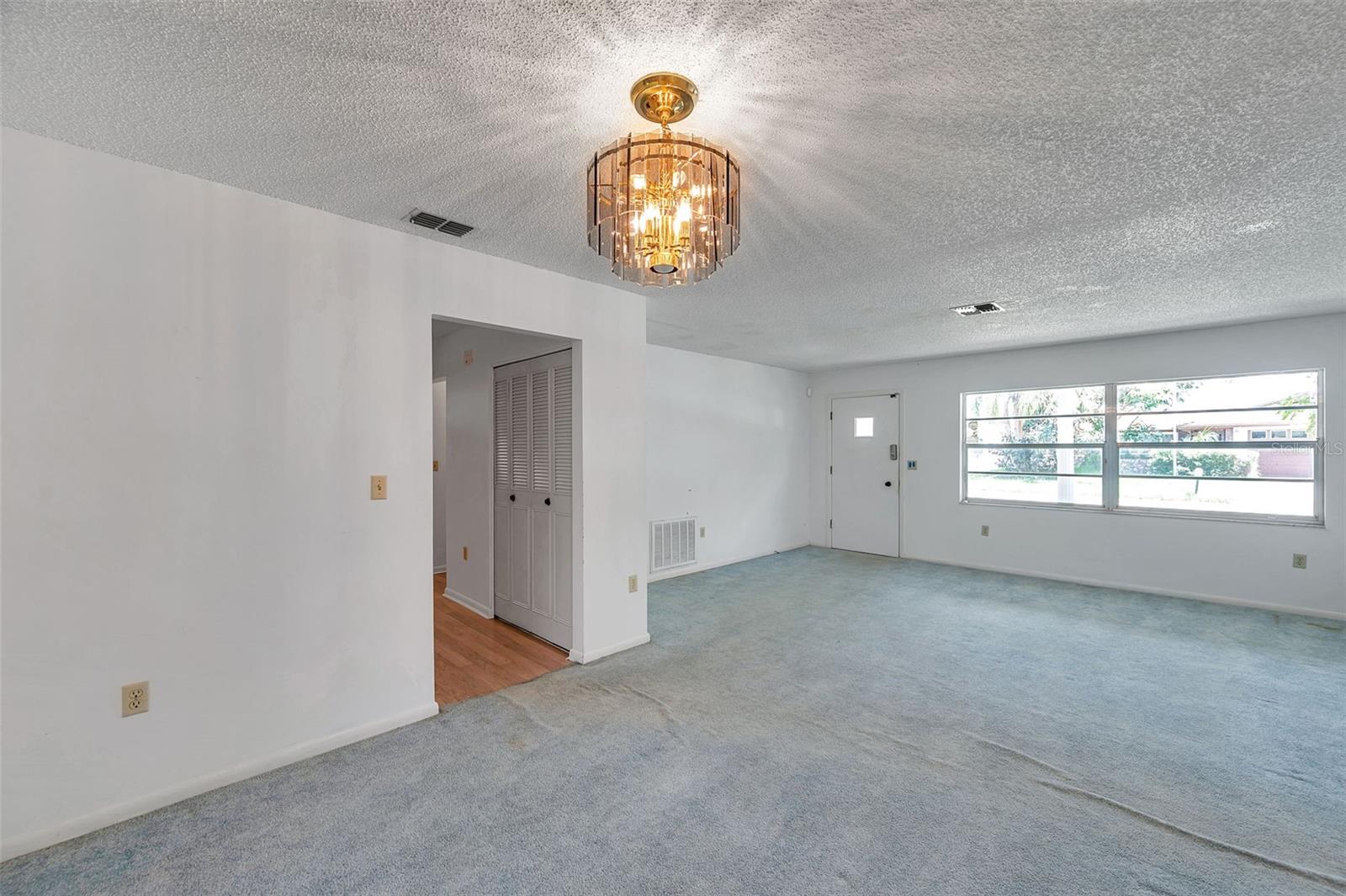 Image 14 of 49 For 7020 Sonata Drive