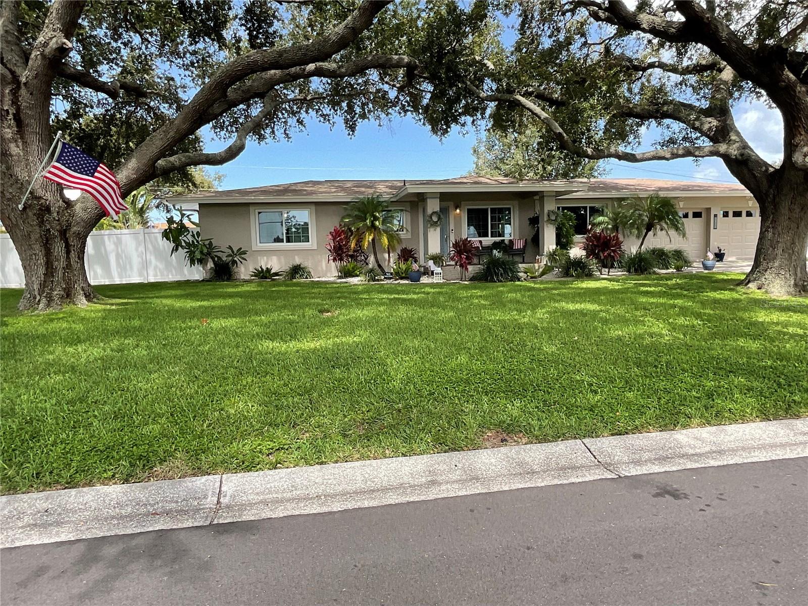 Details for 8002 115th Street, SEMINOLE, FL 33772