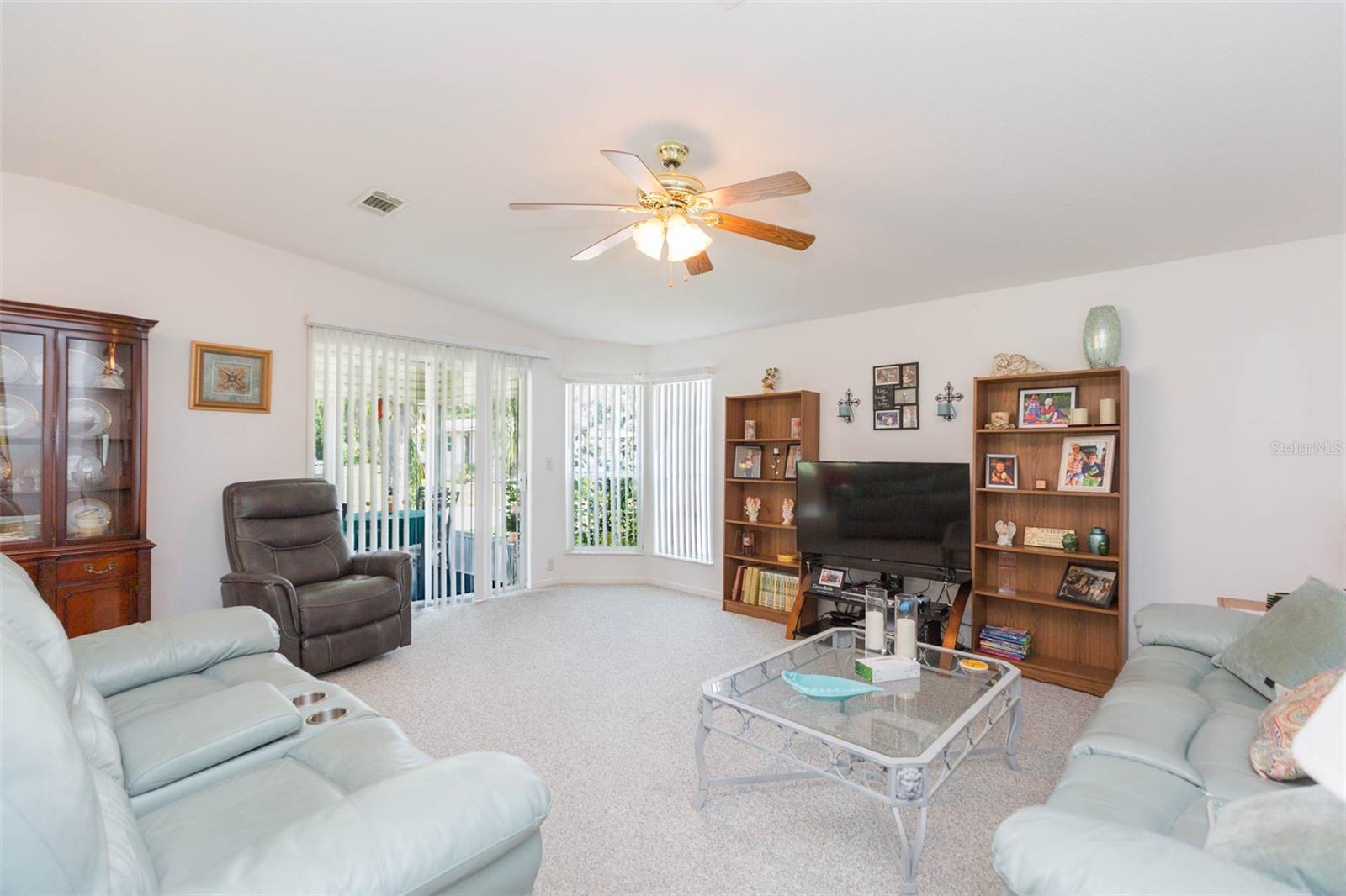 Image 7 of 43 For 10045 Hamp Drive