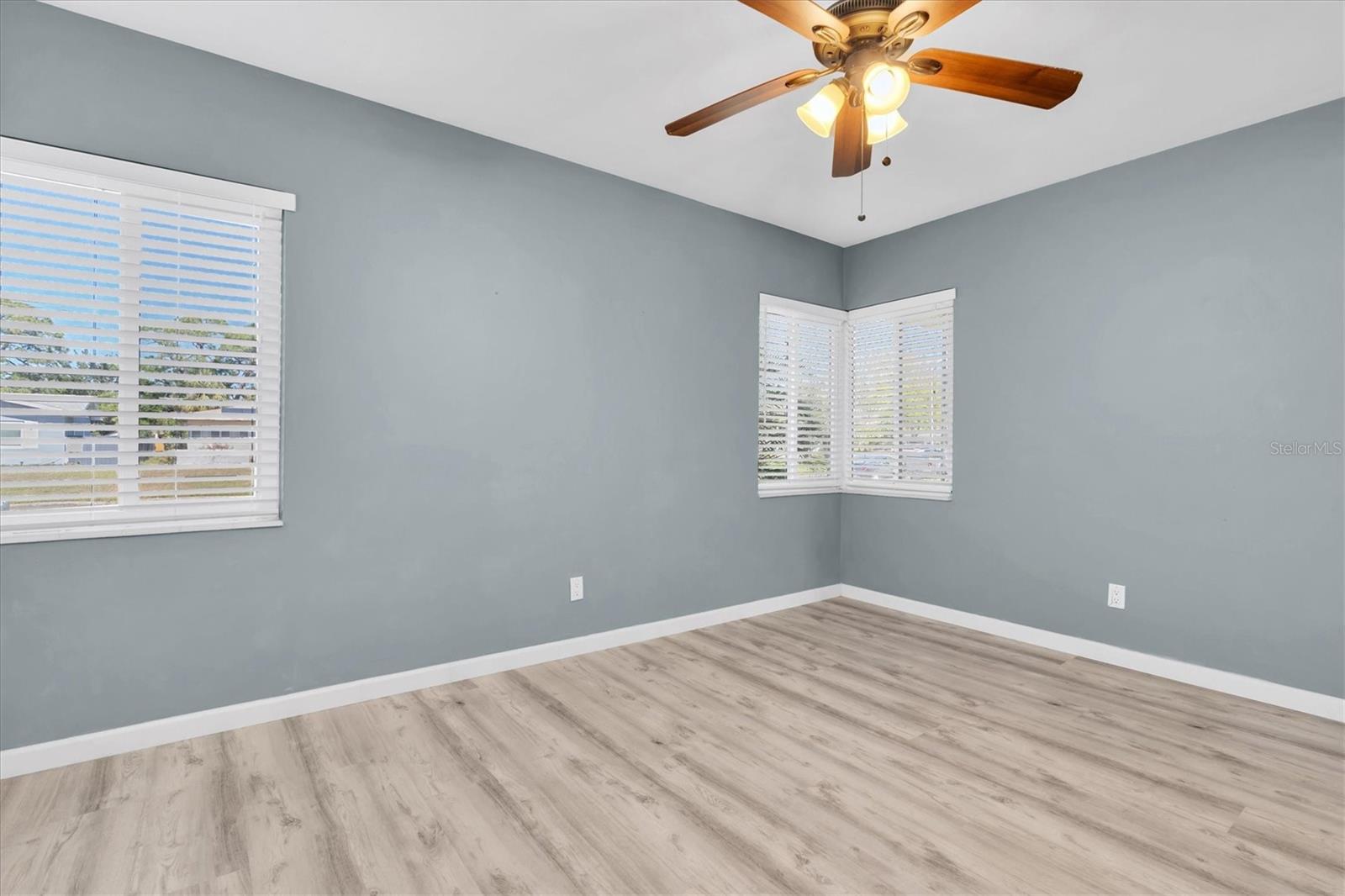 Image 29 of 60 For 6618 3rd Avenue N