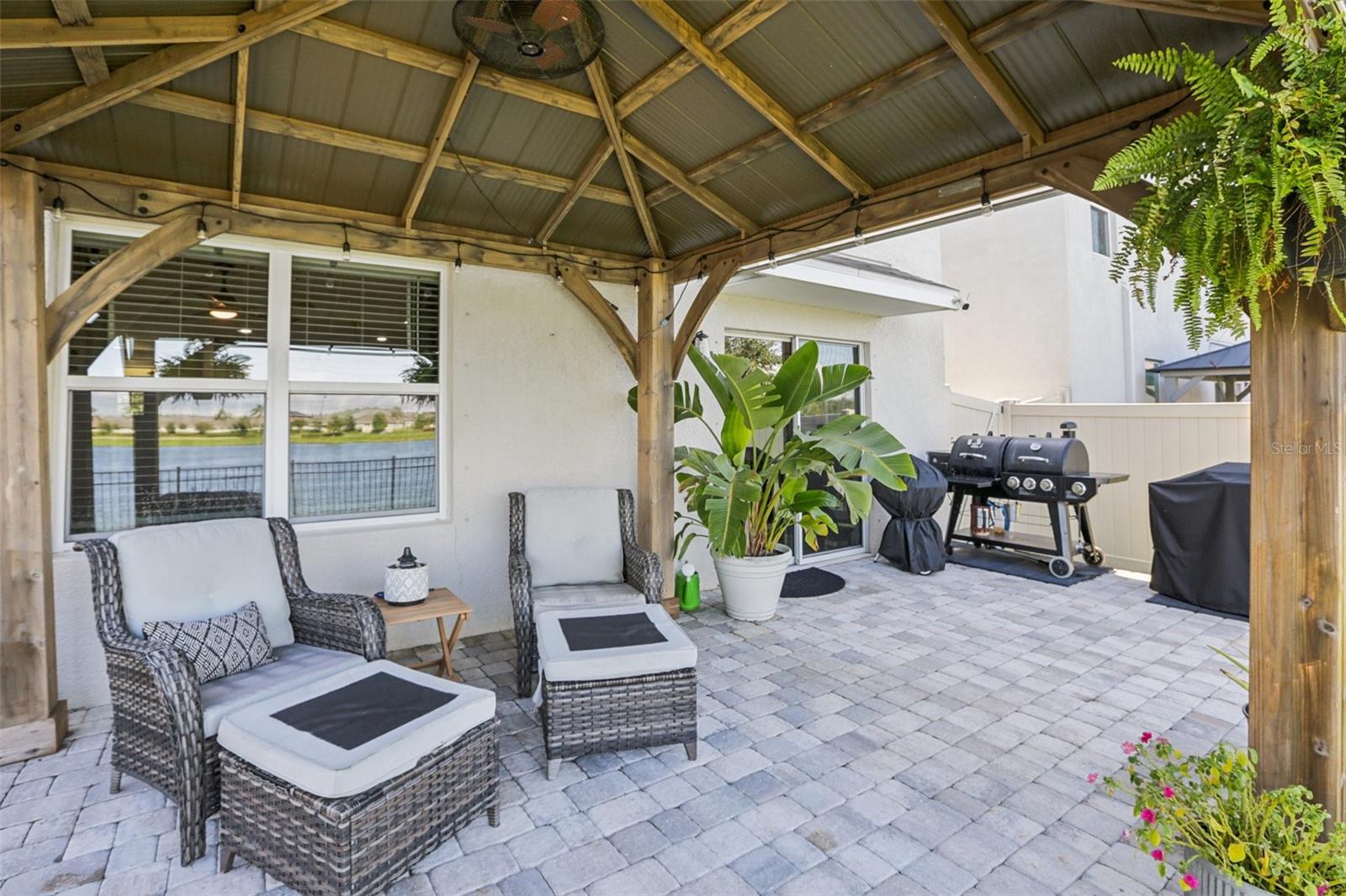 Image 17 of 39 For 3111 Suncoast Blend Drive