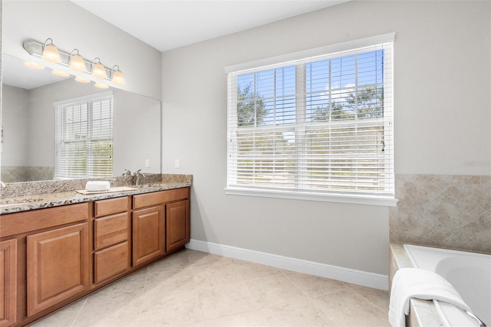 Image 12 of 85 For 7938 Hampton Lake Drive