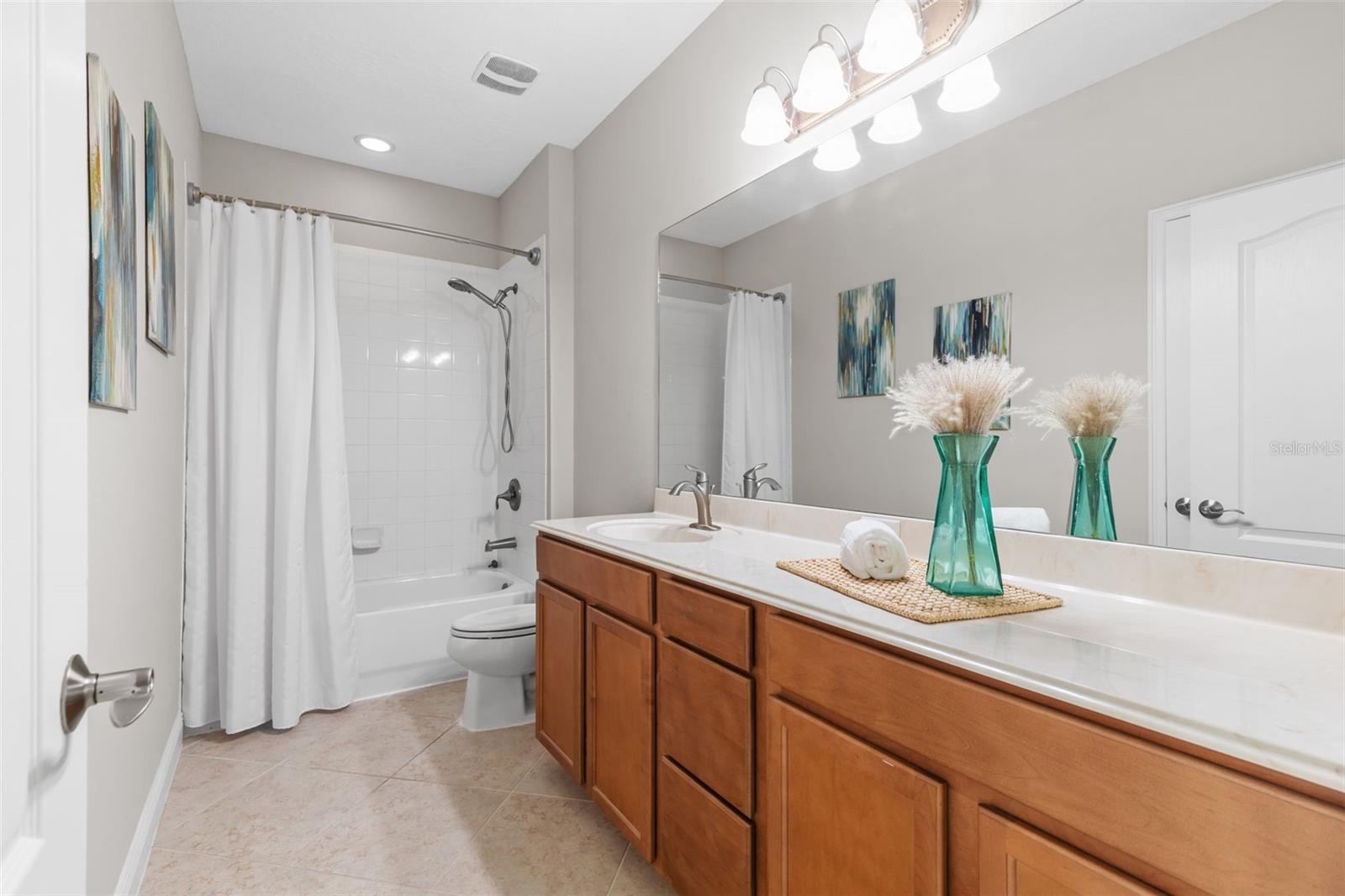 Image 43 of 85 For 7938 Hampton Lake Drive