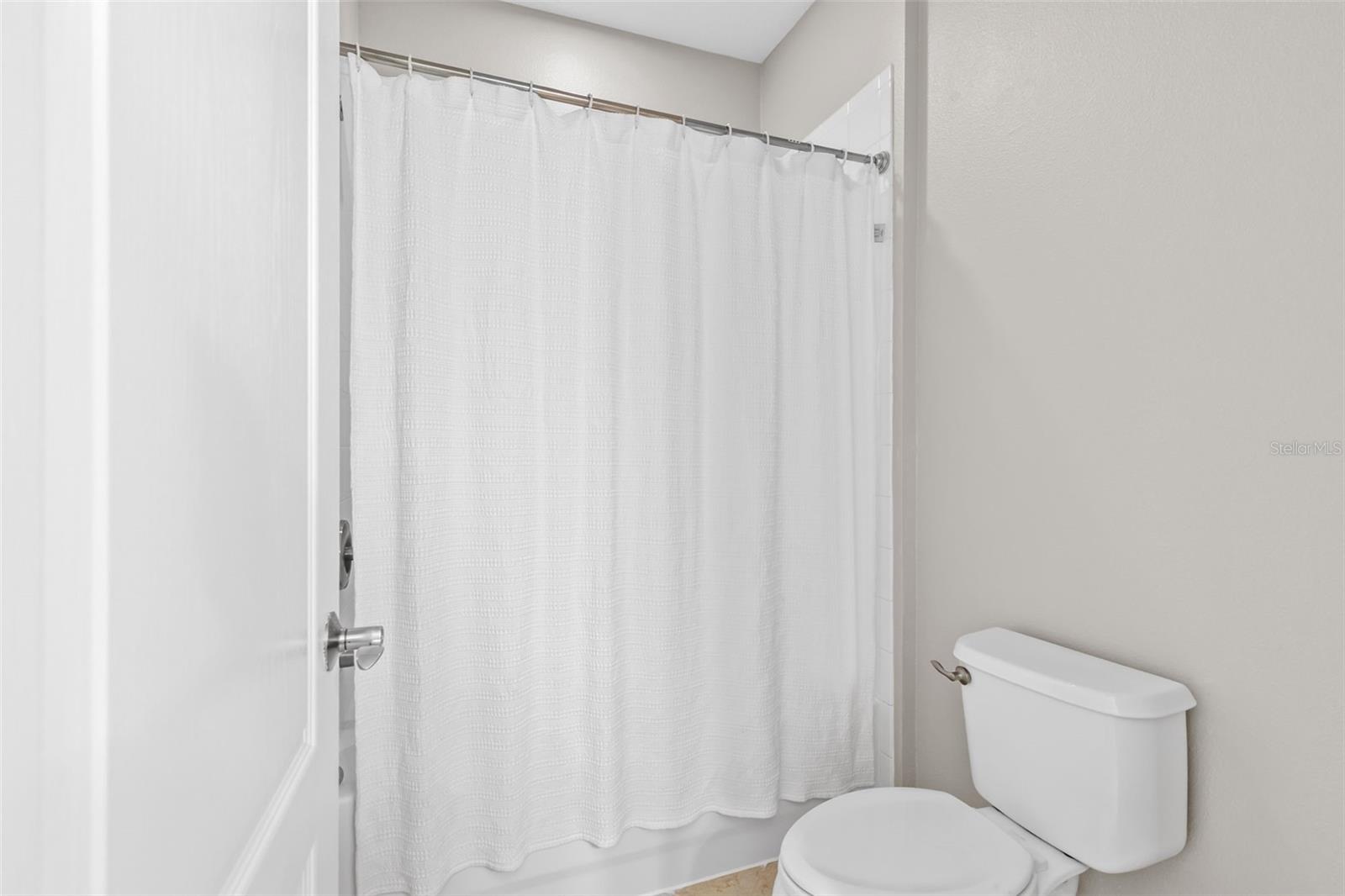 Image 49 of 85 For 7938 Hampton Lake Drive