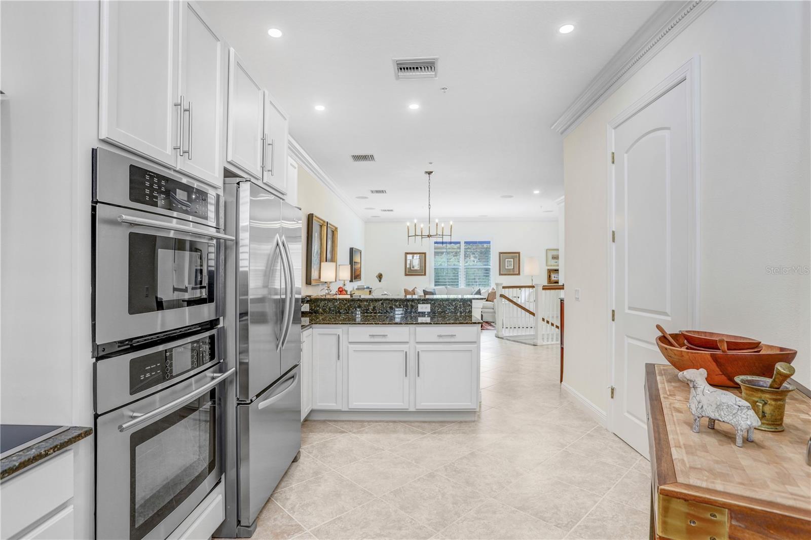 Image 10 of 31 For 1340 Bayshore Boulevard 407