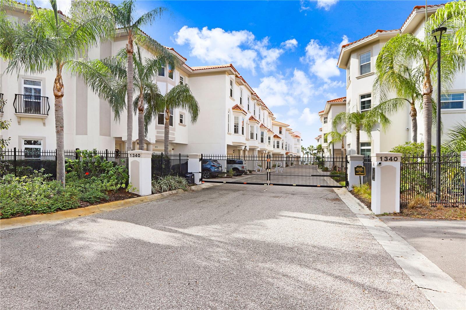 Image 3 of 31 For 1340 Bayshore Boulevard 407
