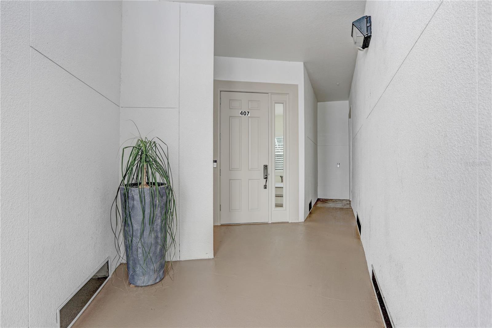 Image 5 of 31 For 1340 Bayshore Boulevard 407