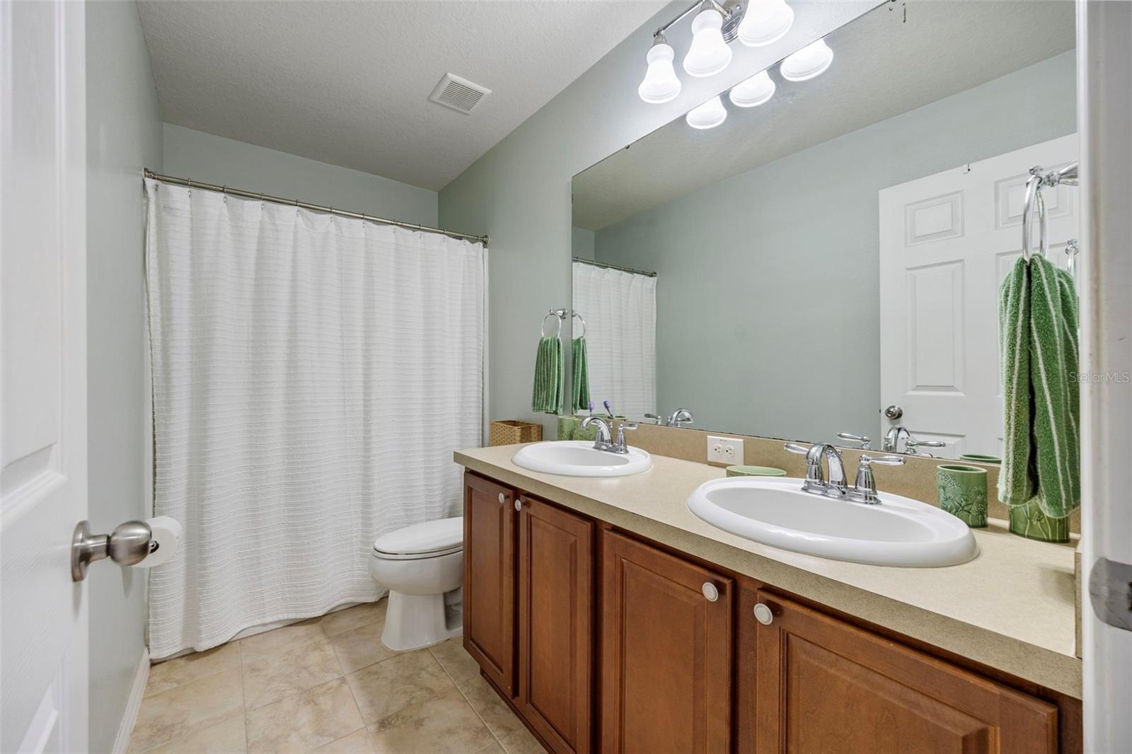 Image 33 of 60 For 3105 Winglewood Circle