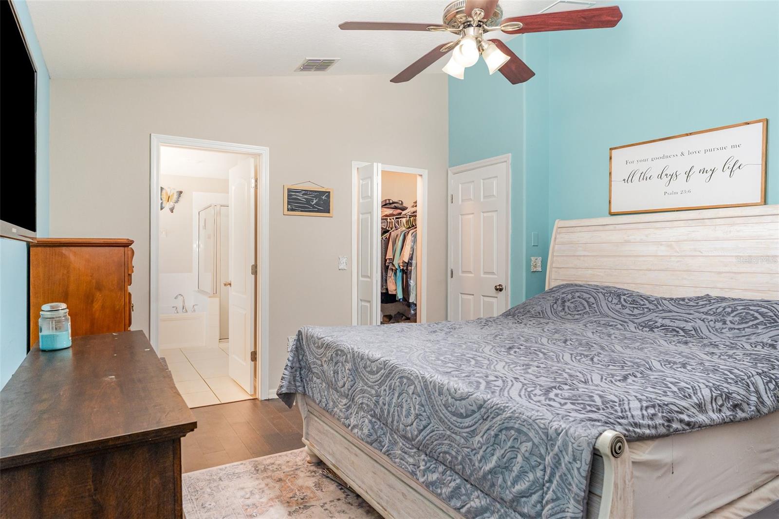 Image 13 of 27 For 7127 Cedarcrest Boulevard