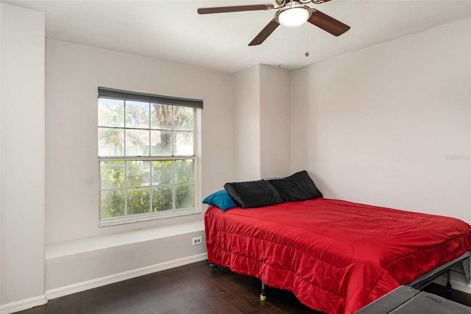 Image 21 of 27 For 7127 Cedarcrest Boulevard