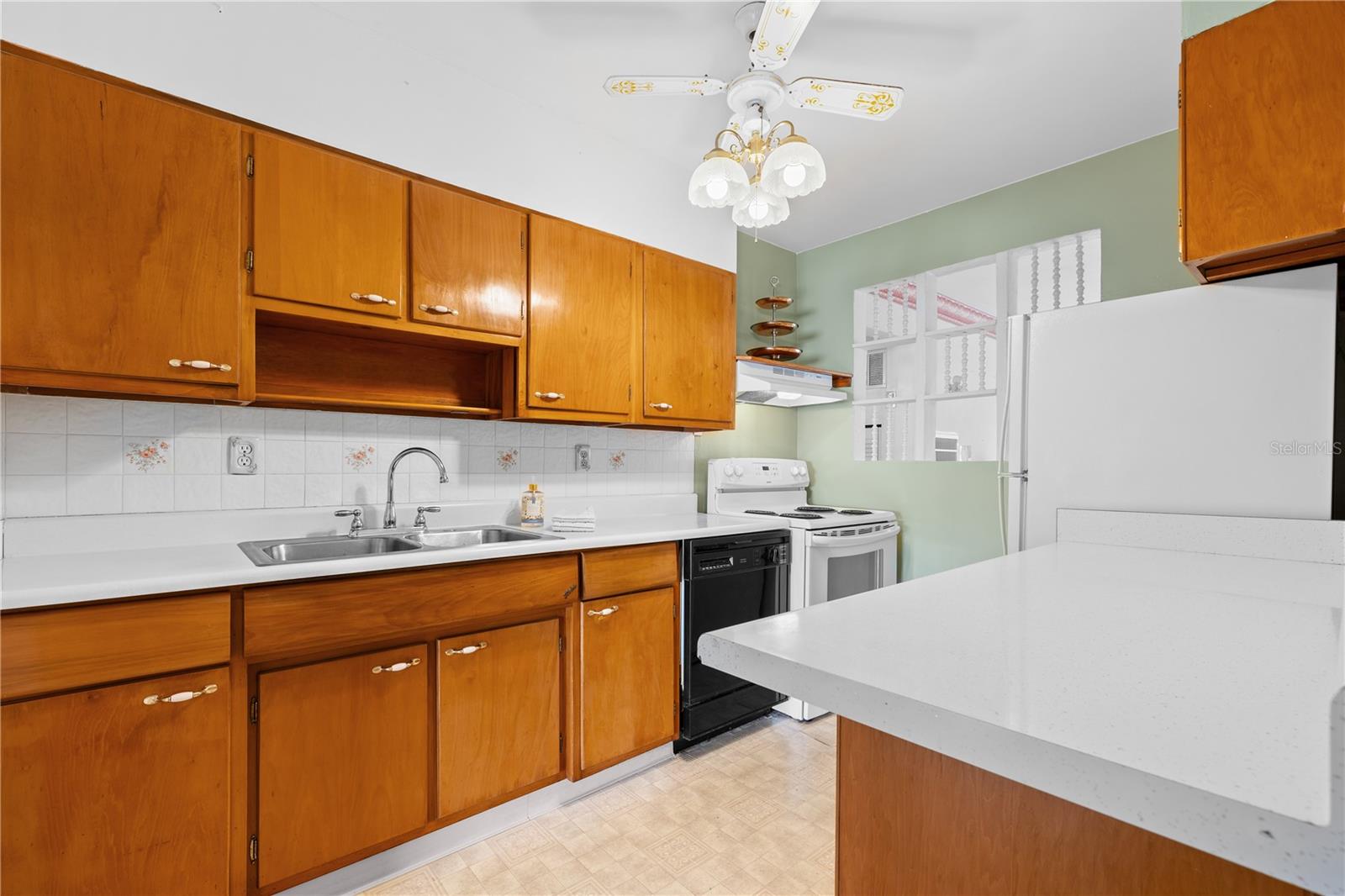 Image 11 of 40 For 7514 19th Avenue N