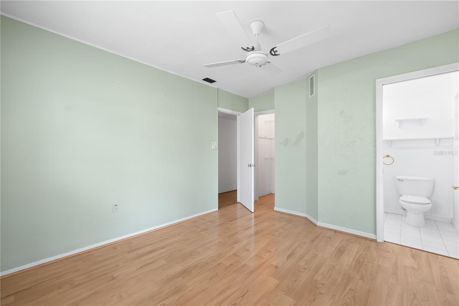Image 18 of 40 For 7514 19th Avenue N