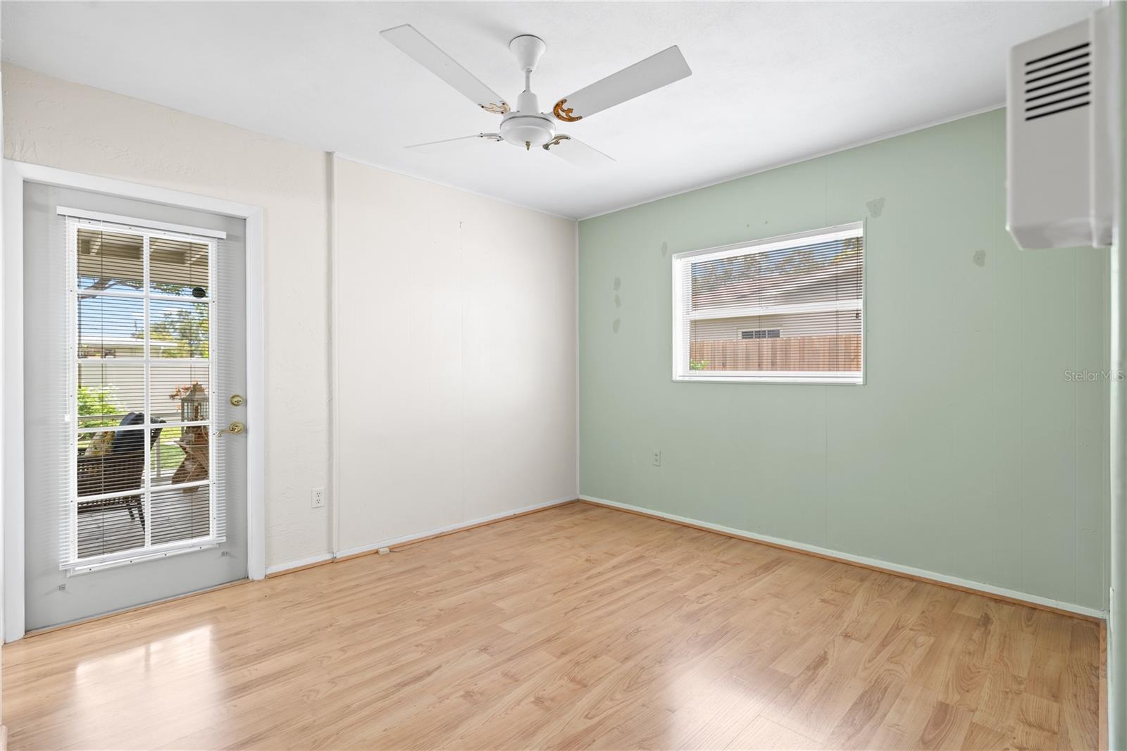 Image 20 of 40 For 7514 19th Avenue N