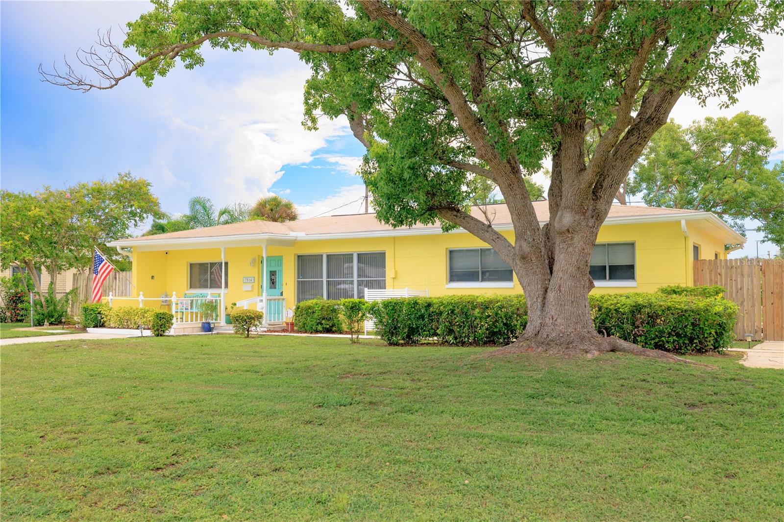 Image 3 of 40 For 7514 19th Avenue N