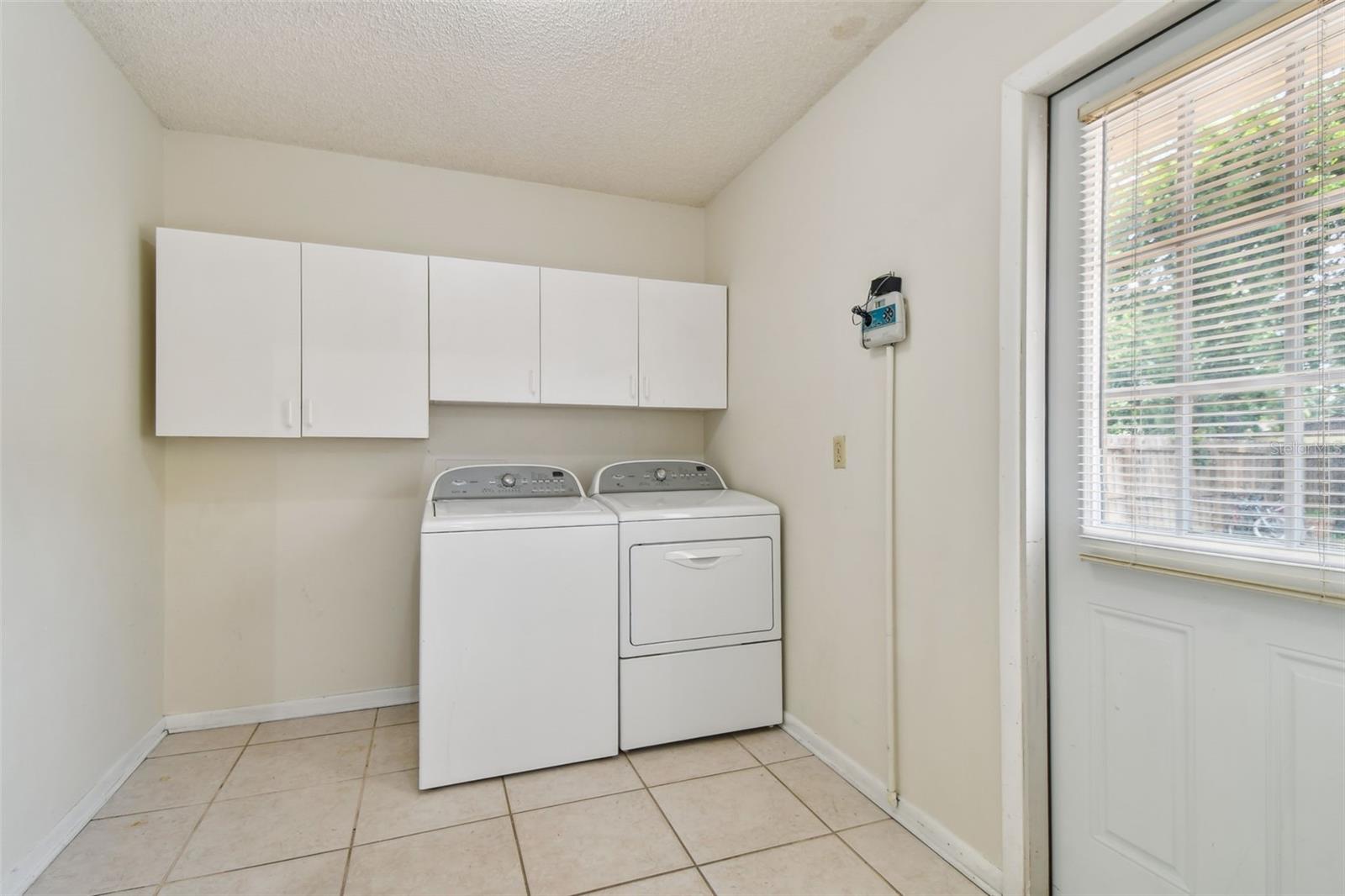 Image 17 of 83 For 4646 Landscape Drive