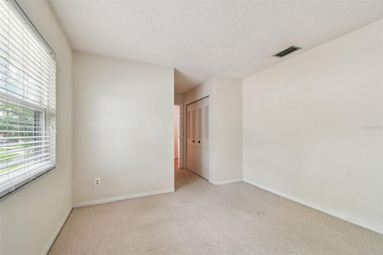 Image 36 of 83 For 4646 Landscape Drive