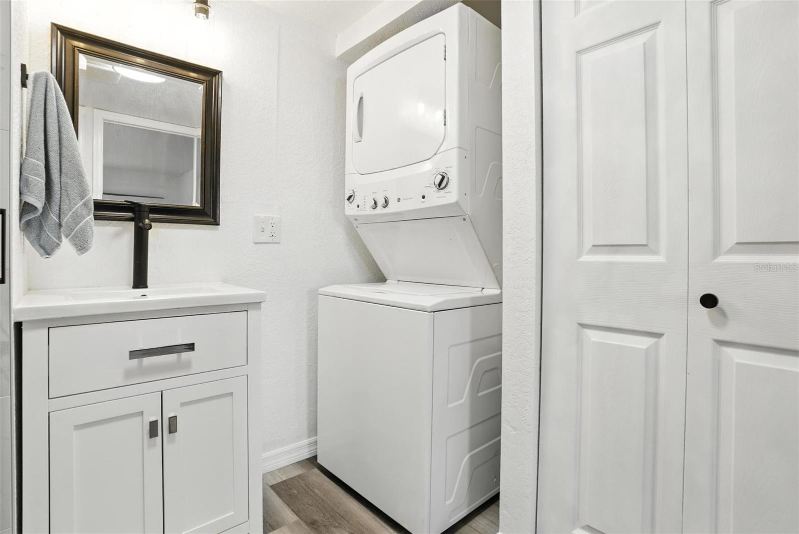 Image 21 of 24 For 1799 Highland Avenue 143