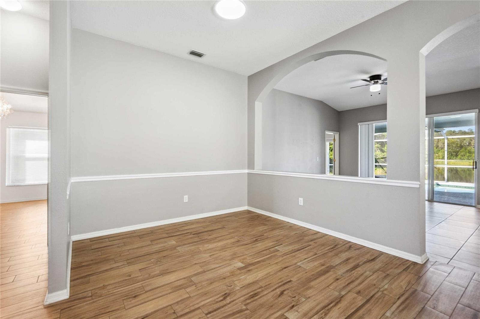 Image 14 of 68 For 31052 Wrencrest Drive