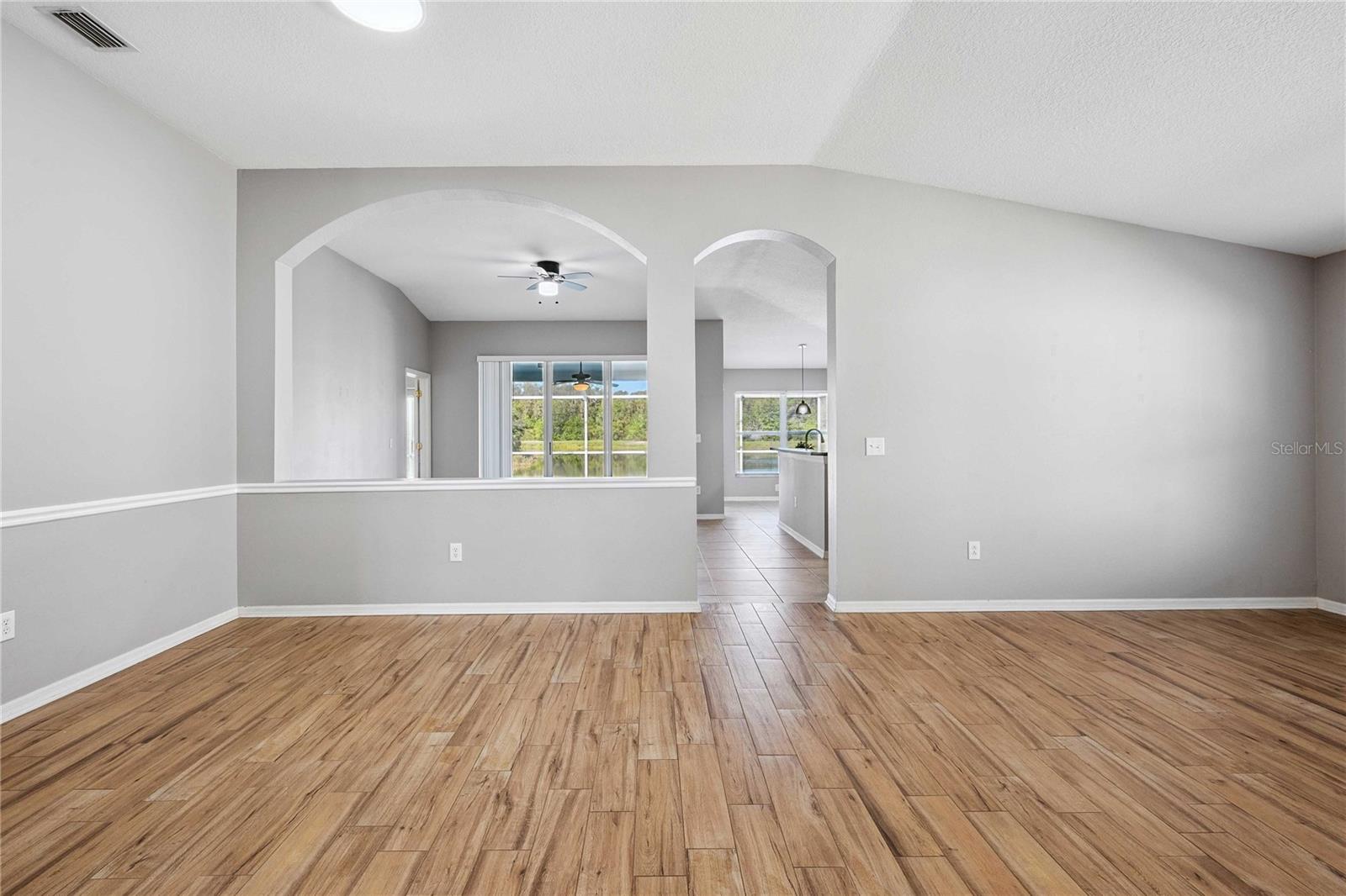 Image 16 of 68 For 31052 Wrencrest Drive