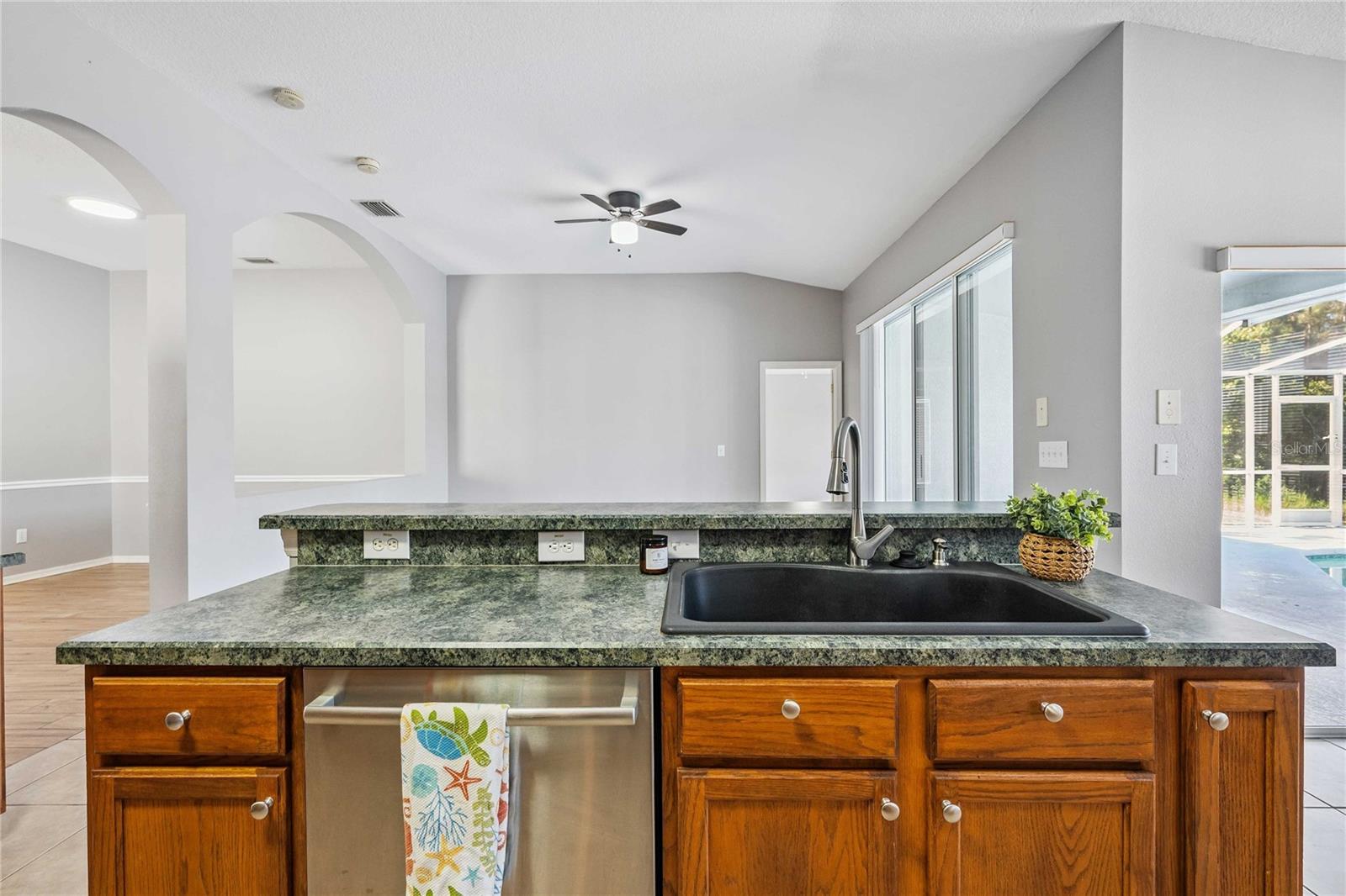 Image 25 of 68 For 31052 Wrencrest Drive